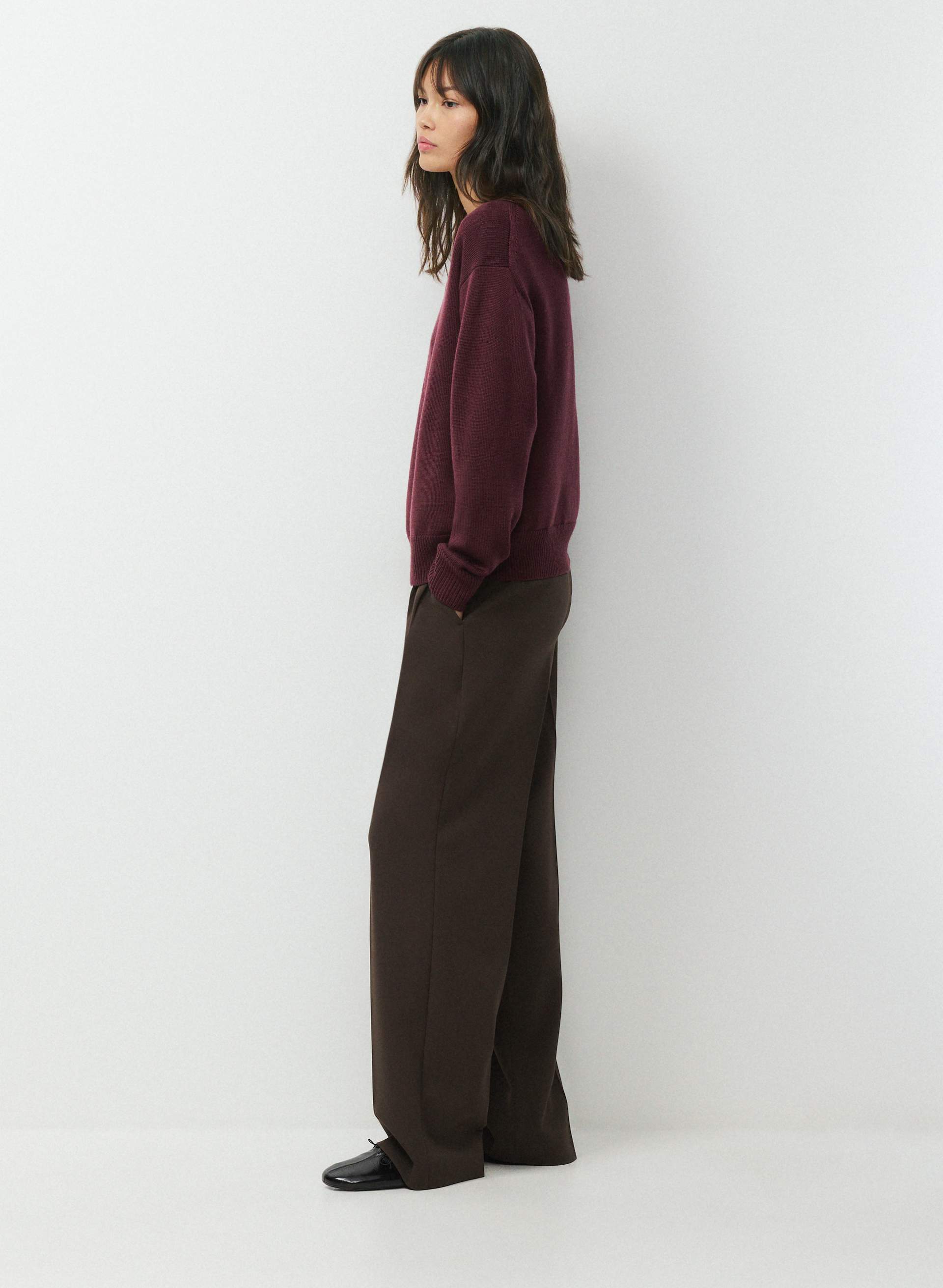 CHANDAIL ANGLE - LAINE MÉRINOS ESSENTIAL | Aritzia