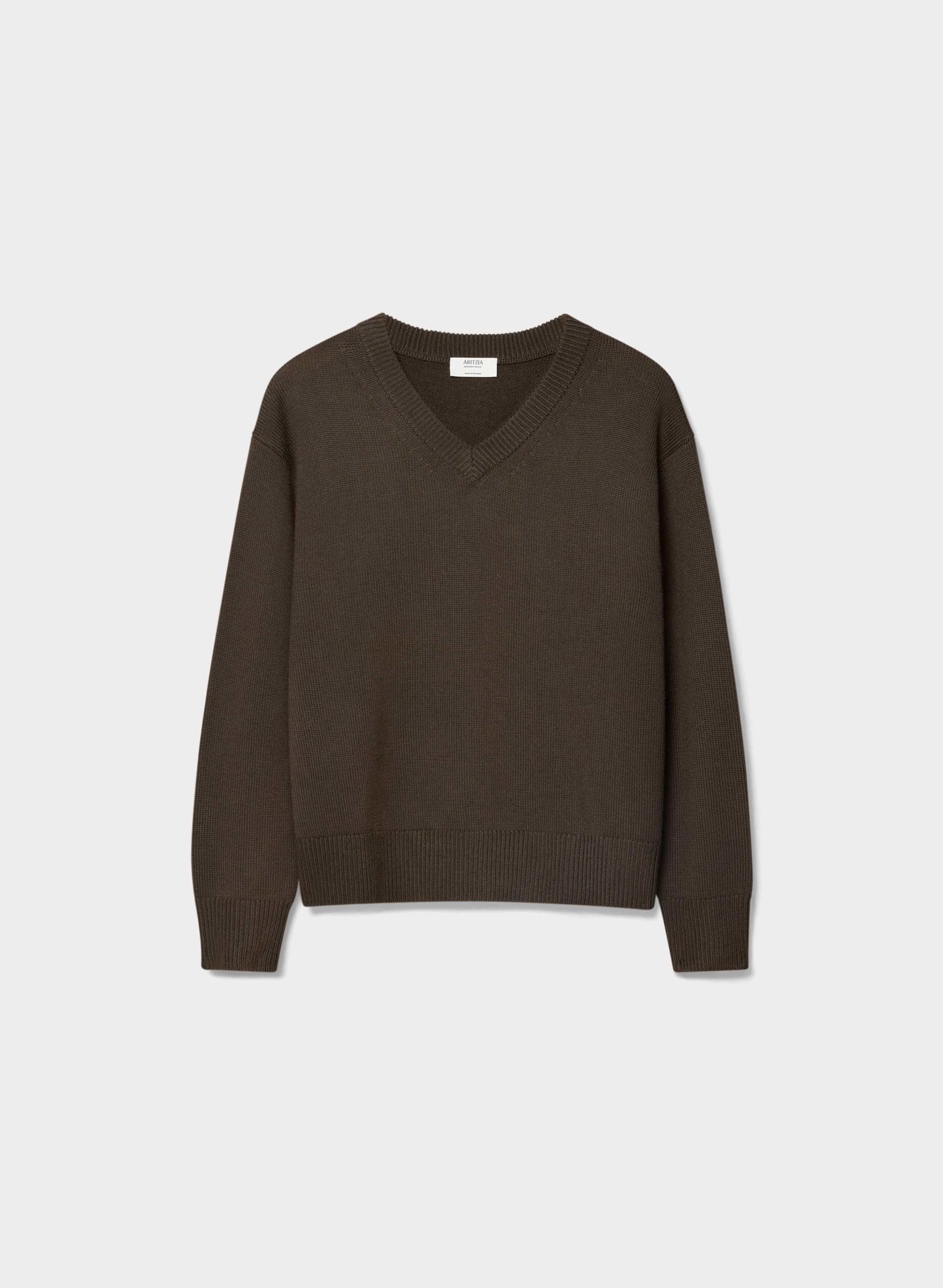 ESSENTIAL MERINO WOOL ANGLE SWEATER | Aritzia