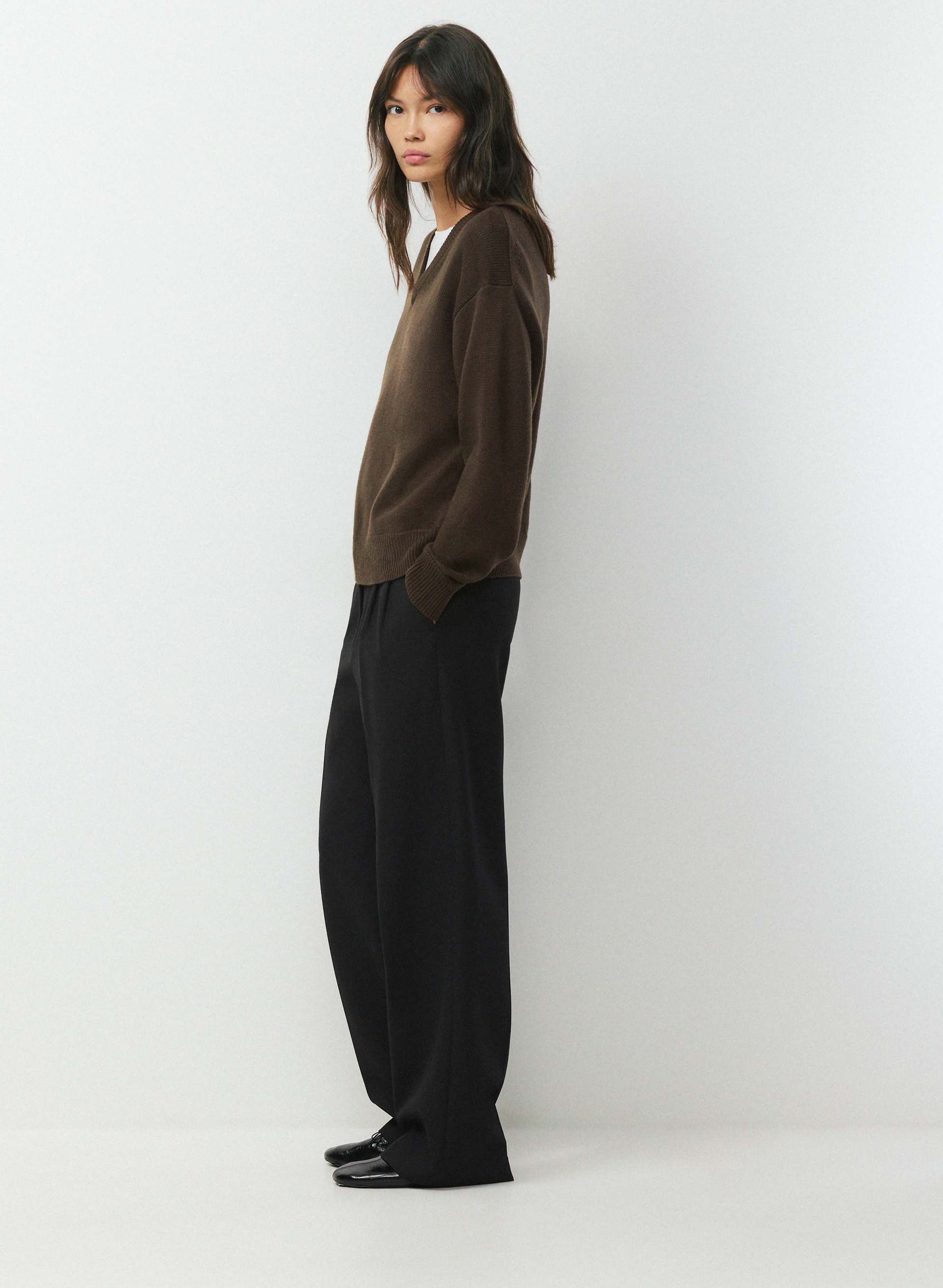 ESSENTIAL MERINO WOOL ANGLE SWEATER | Aritzia