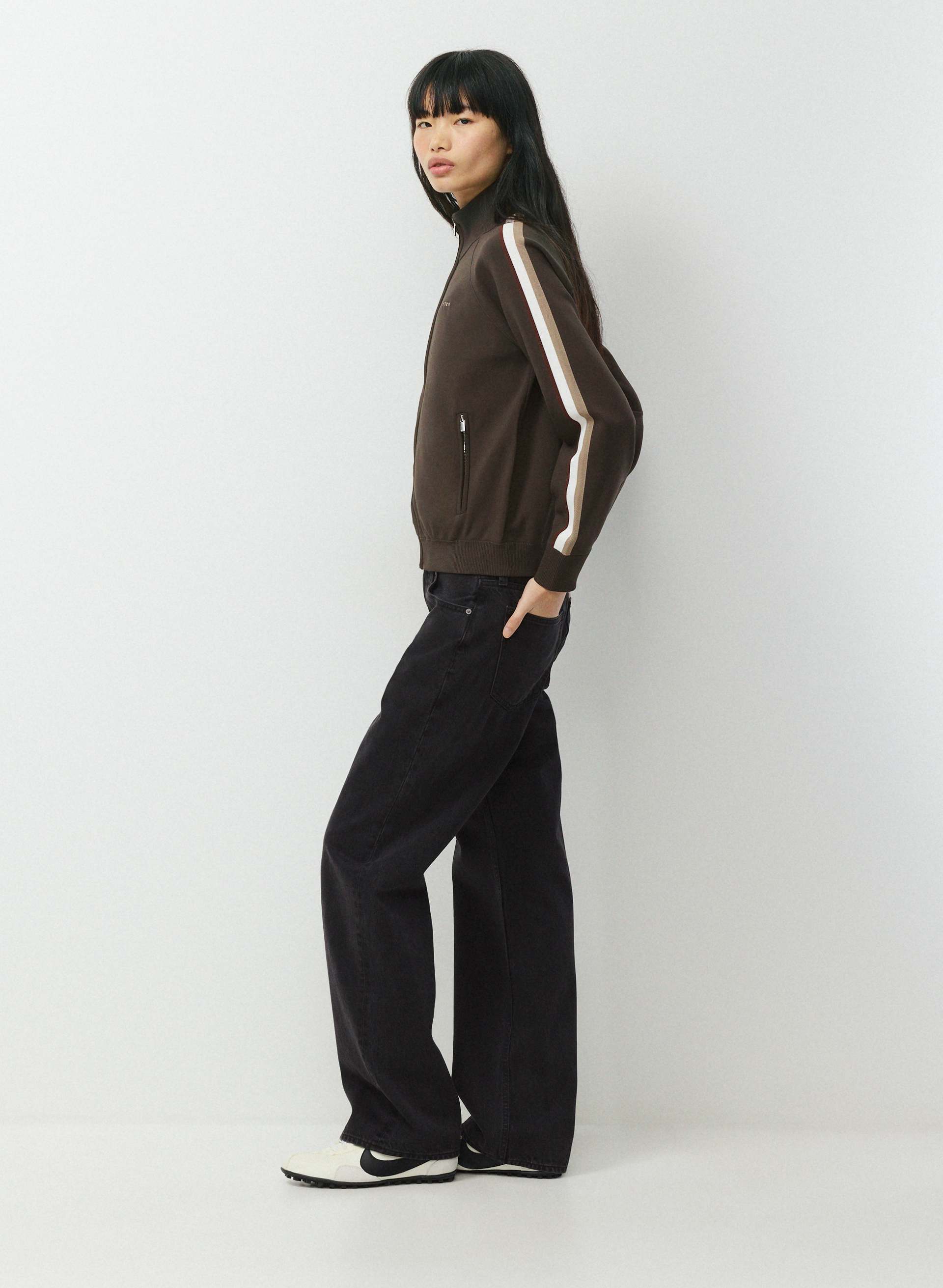 OFFSEASON ZIP-UP | Aritzia