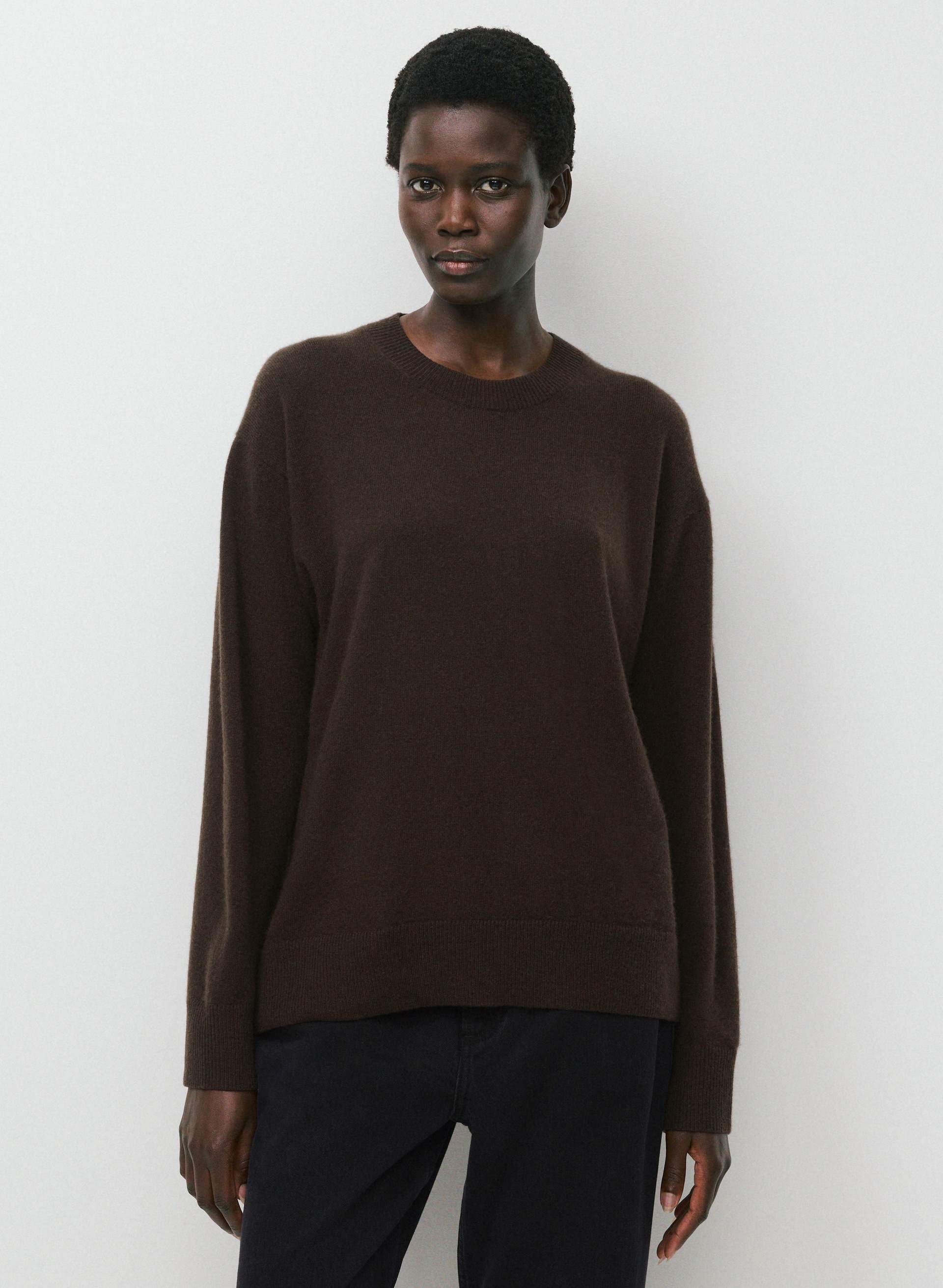 BARE CASHMERE METICULOUS SWEATER | Aritzia