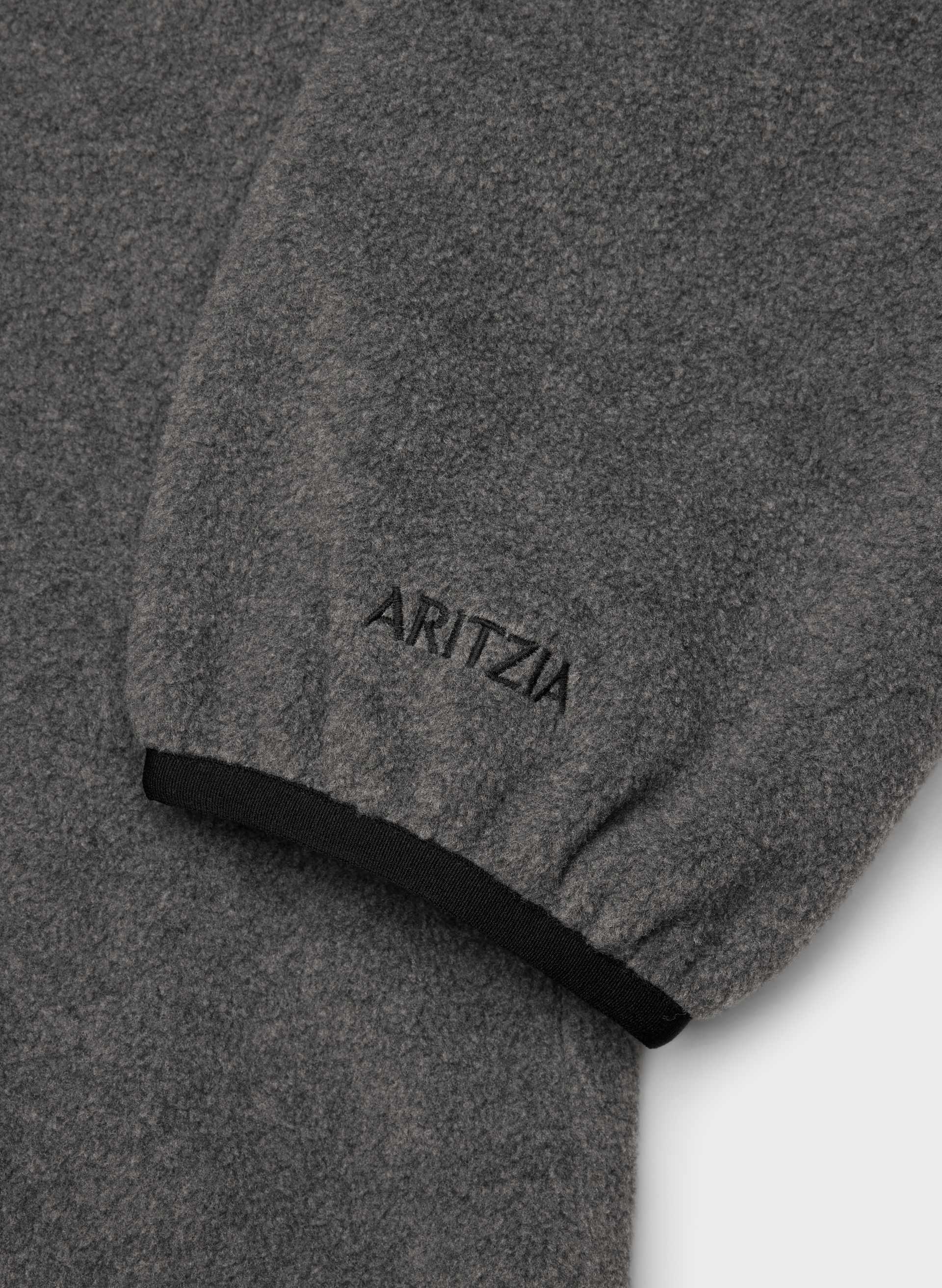 VALE FUNNEL NECK | Aritzia