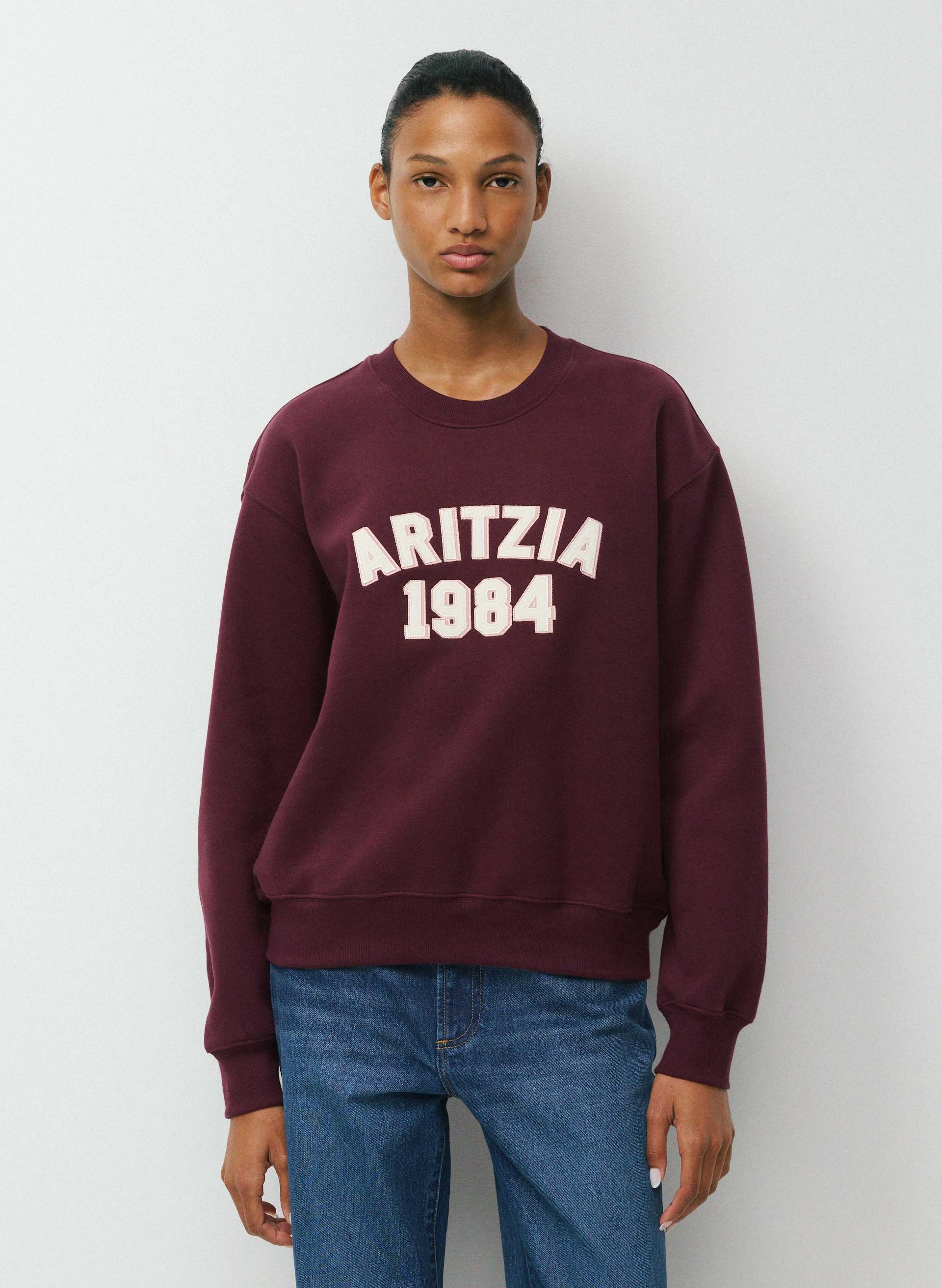 COZY SWEATFLEECE PERFECT CREW SWEATSHIRT | Aritzia