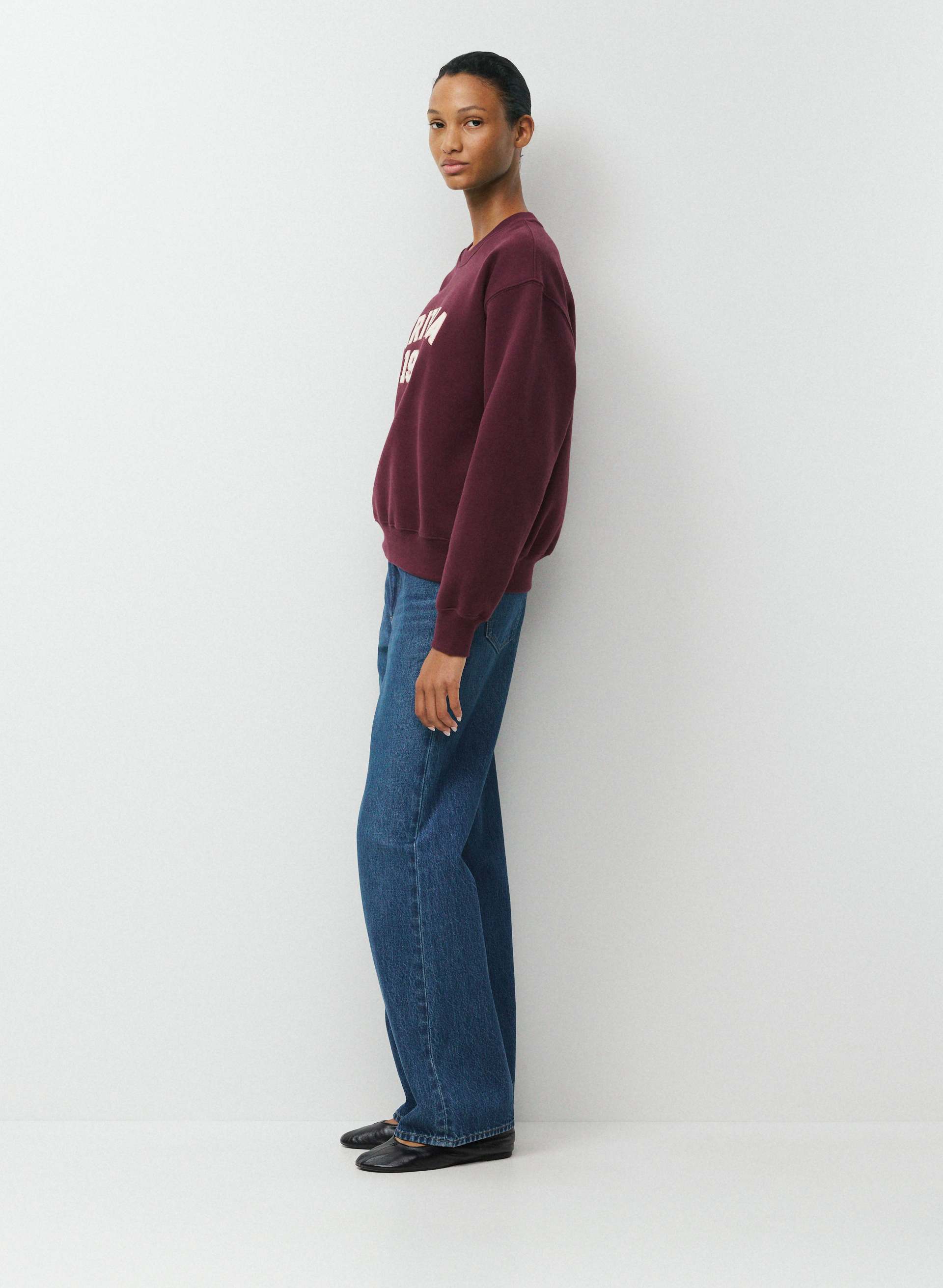 COZY SWEATFLEECE PERFECT CREW SWEATSHIRT | Aritzia