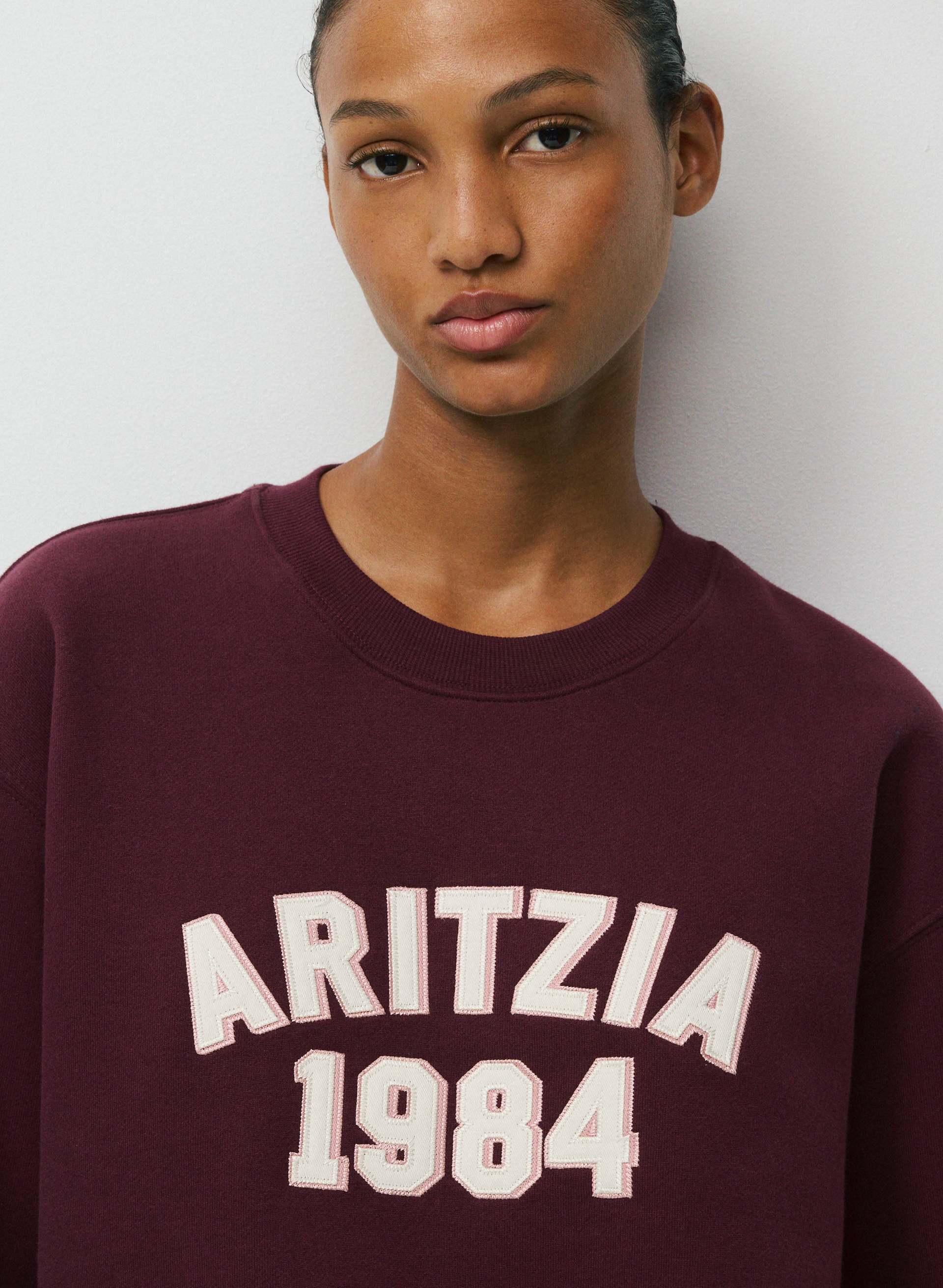 COZY SWEATFLEECE PERFECT CREW SWEATSHIRT | Aritzia