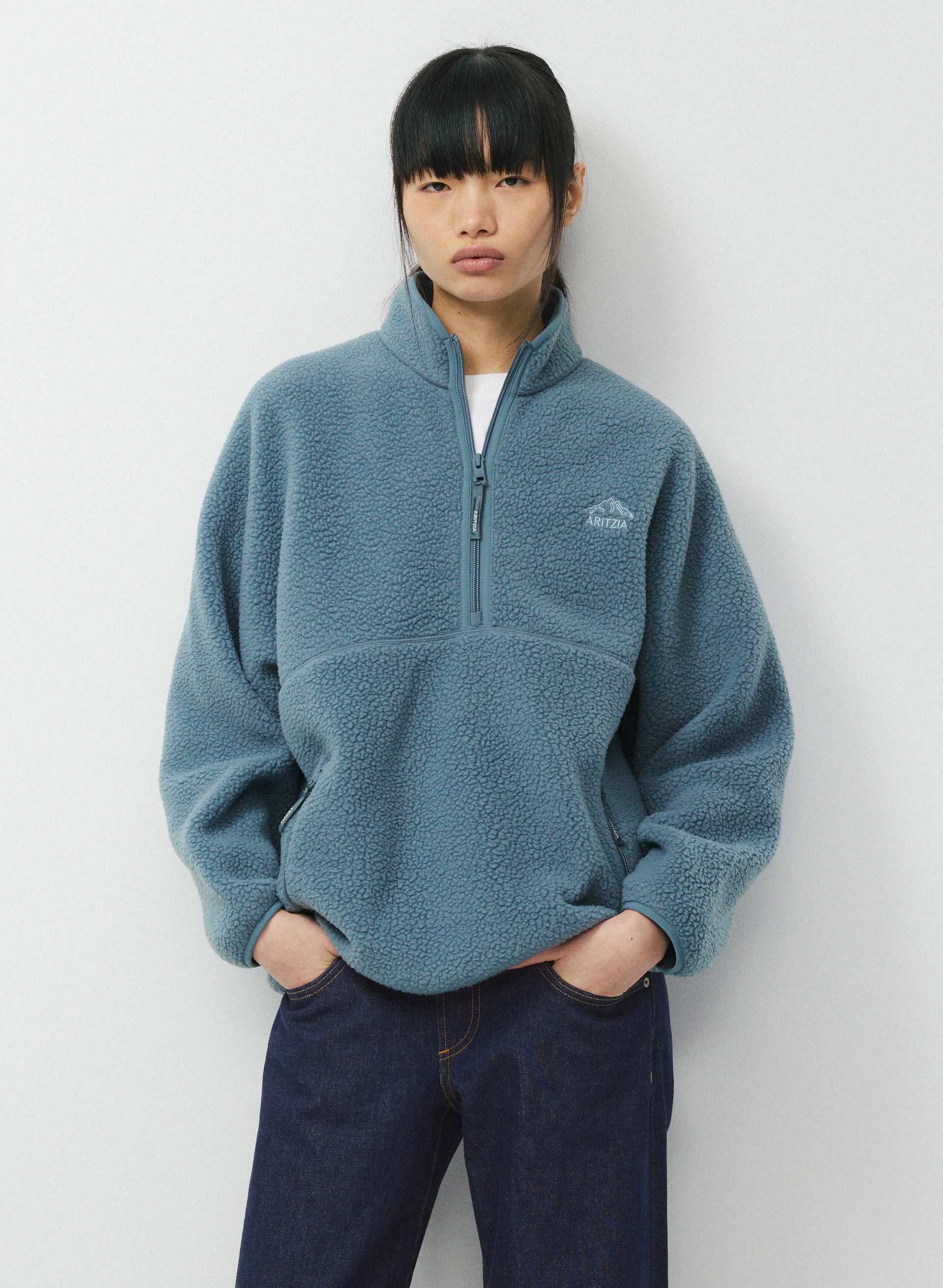 Polartec® Thermal Pro™ Highlands Hip Mockneck | Aritzia US