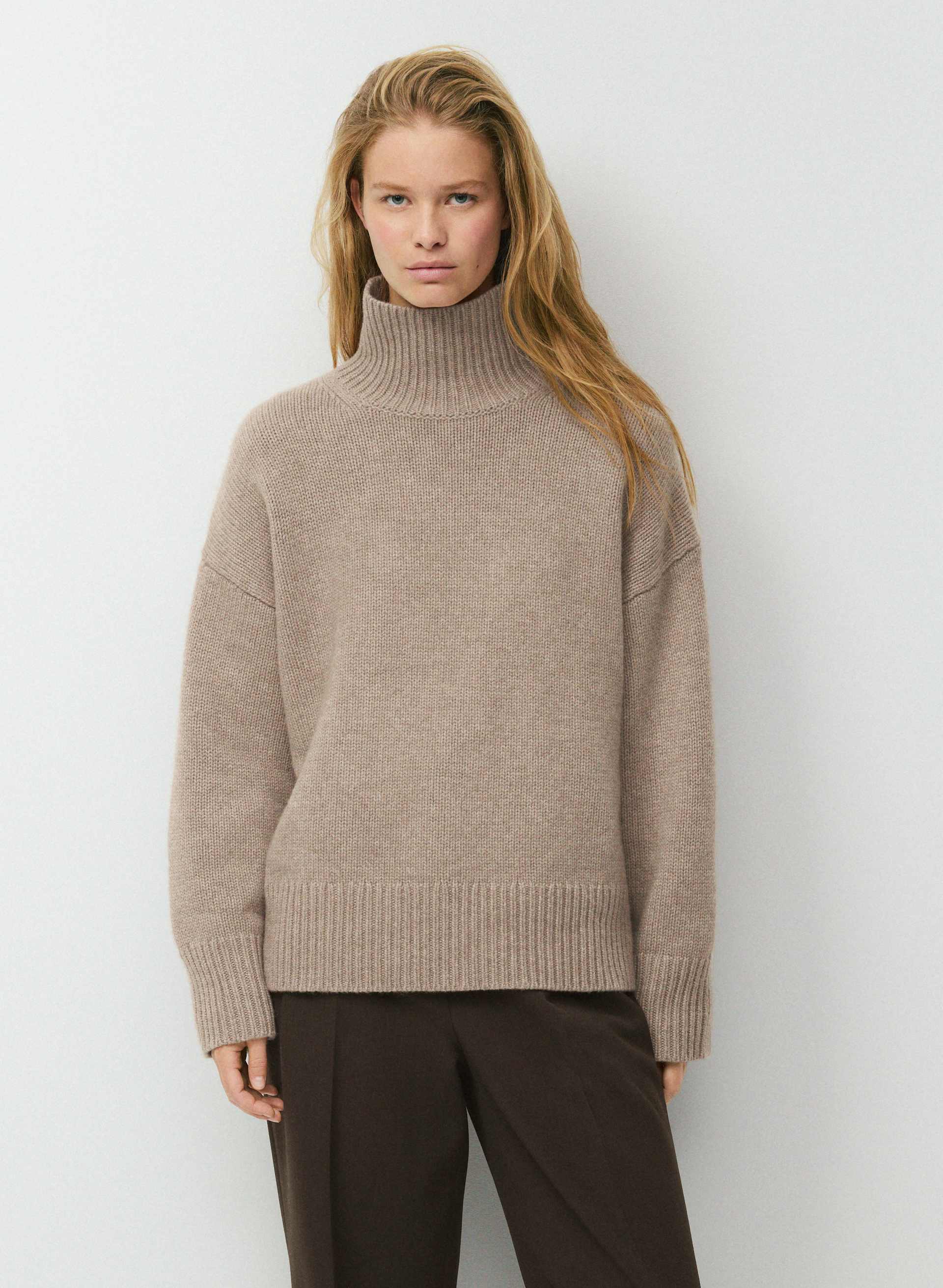 PLUSH WOOL CASHMERE POEM TURTLENECK | Aritzia