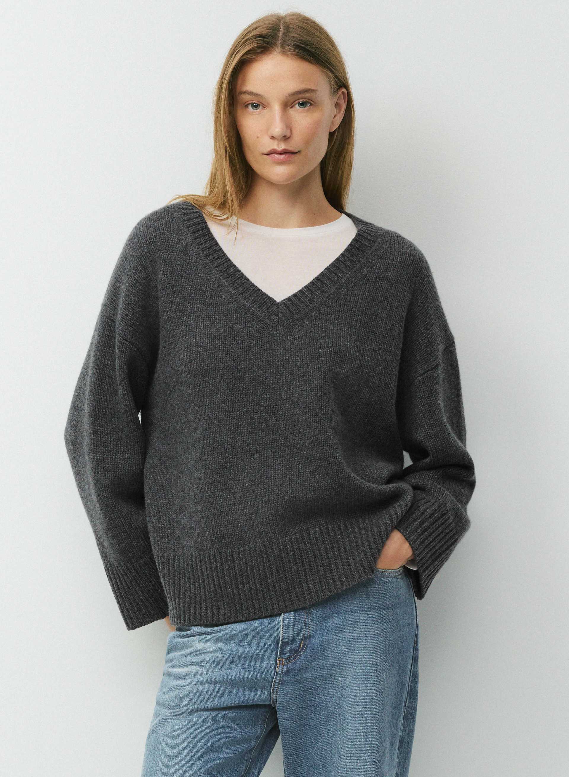 PLUSH WOOL CASHMERE SCULPTOR SWEATER | Aritzia