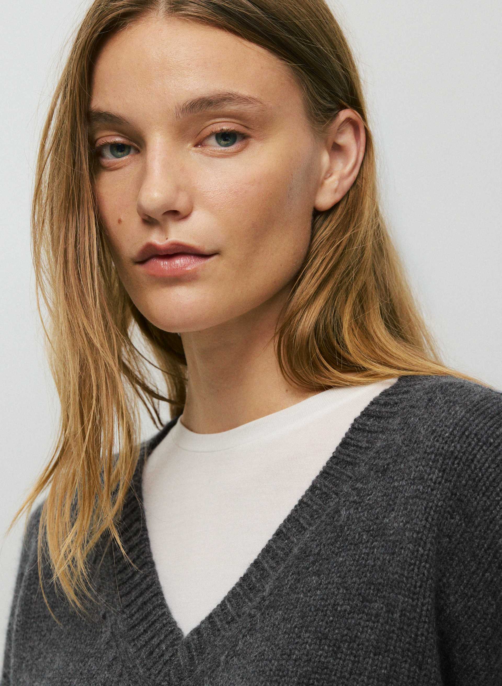 PLUSH WOOL CASHMERE SCULPTOR SWEATER | Aritzia