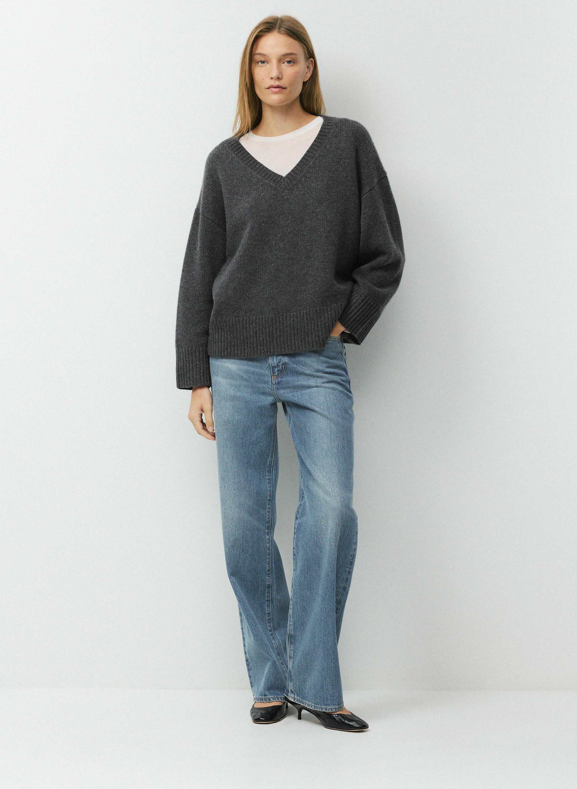 PLUSH WOOL CASHMERE SCULPTOR SWEATER | Aritzia