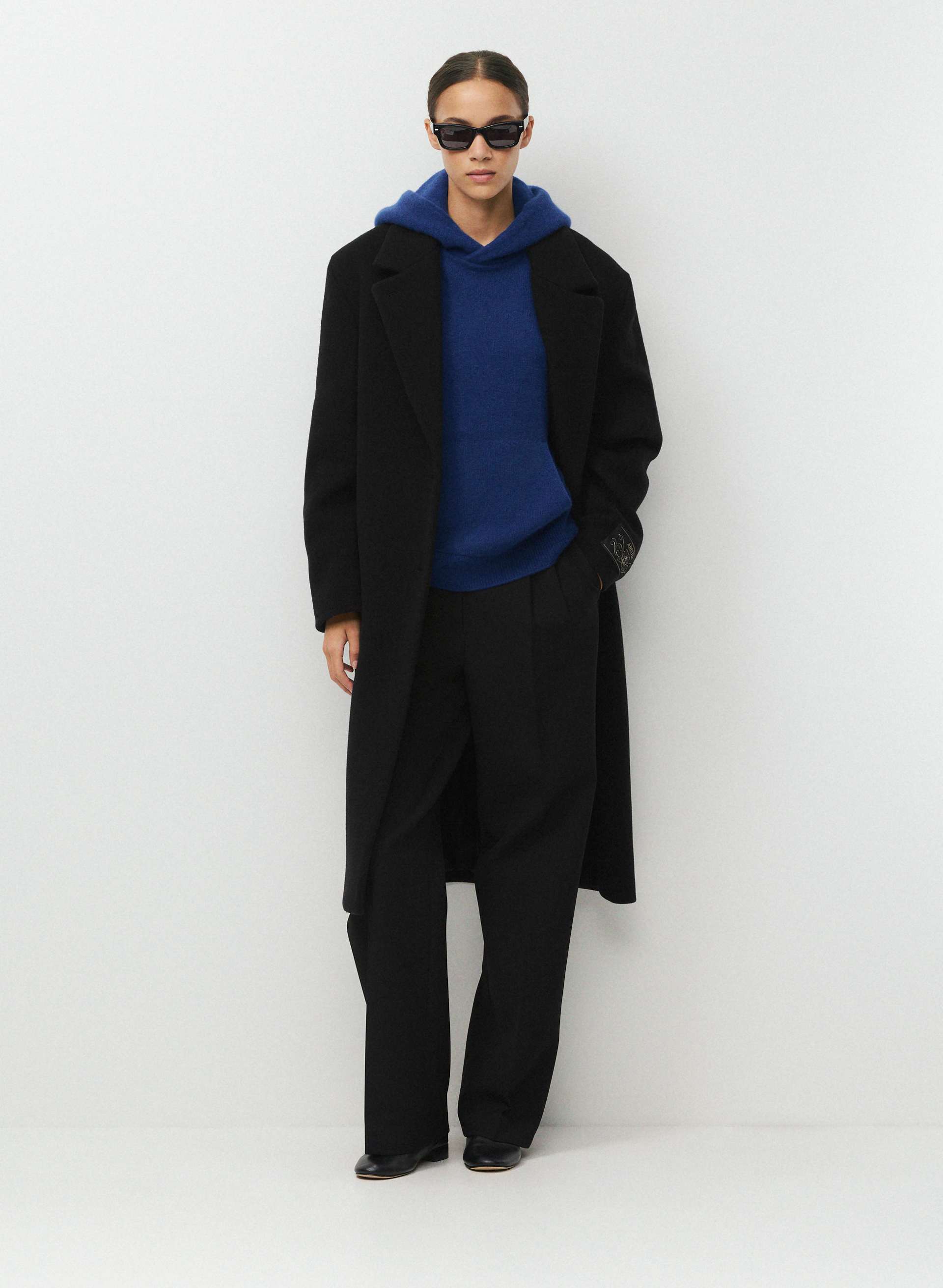 ESSENTIAL CASHMERE IMMERSE HOODIE - Midweight 100% cashmere hoodie. 