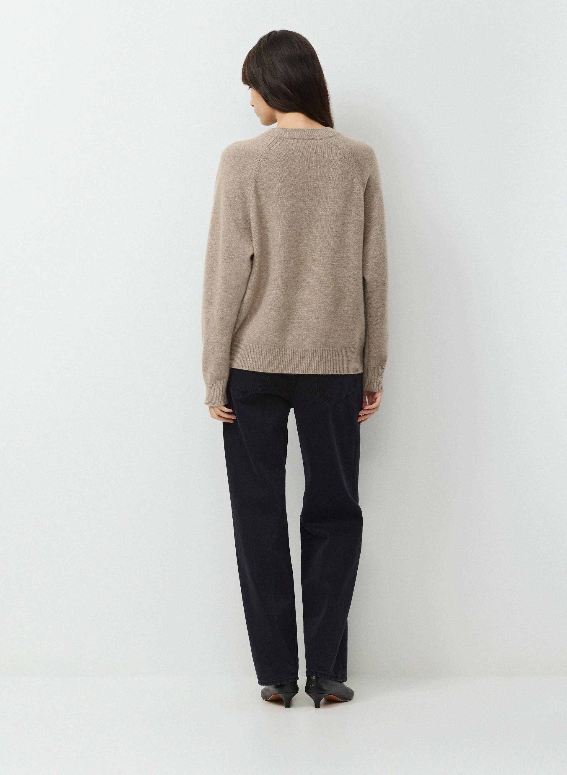 ESSENTIAL WOOL CASHMERE ISABELLE SWEATER | Aritzia
