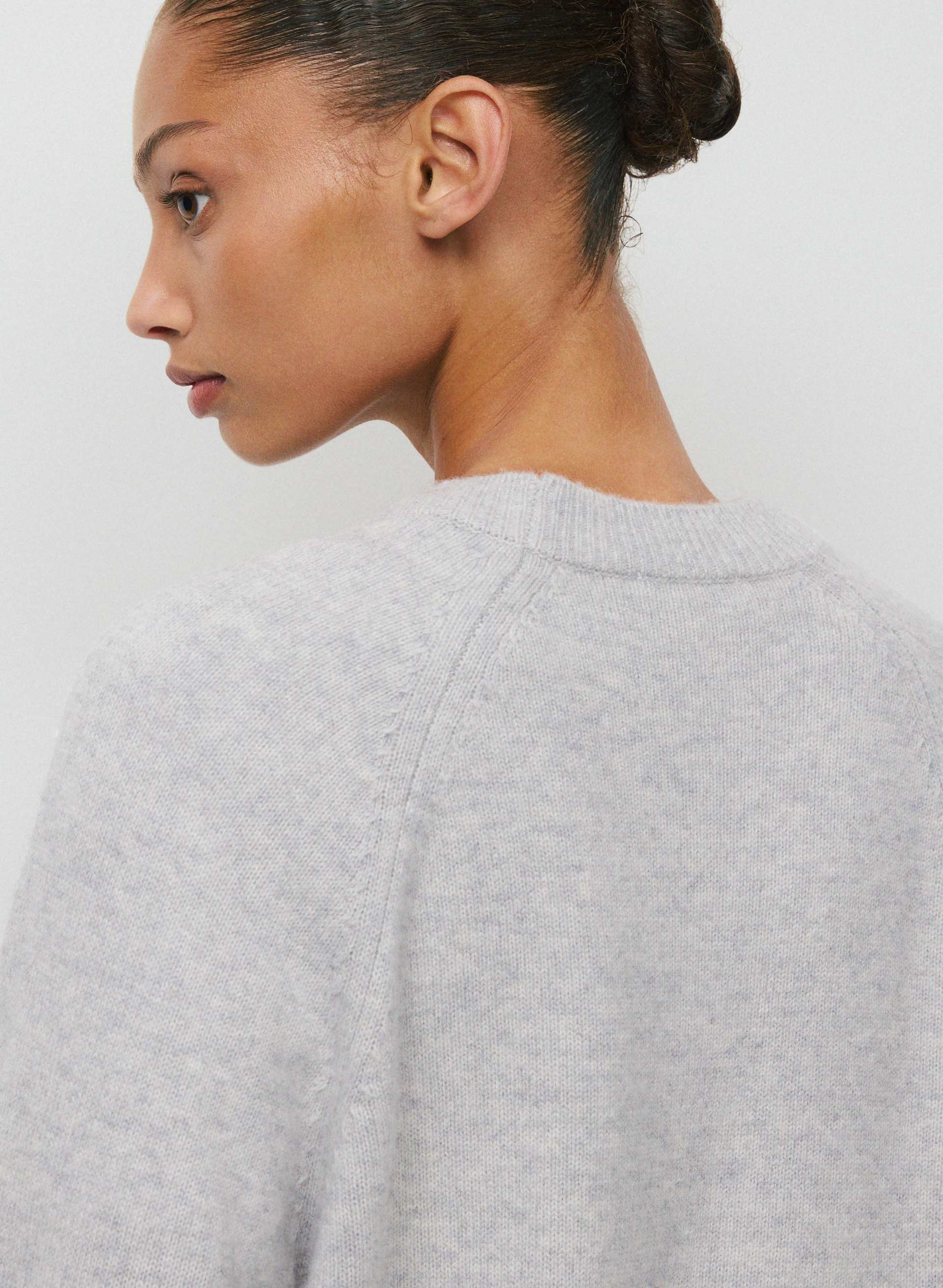 T.Aページ Essential Wool Cashmere Isabelle Sweater | Aritzia US