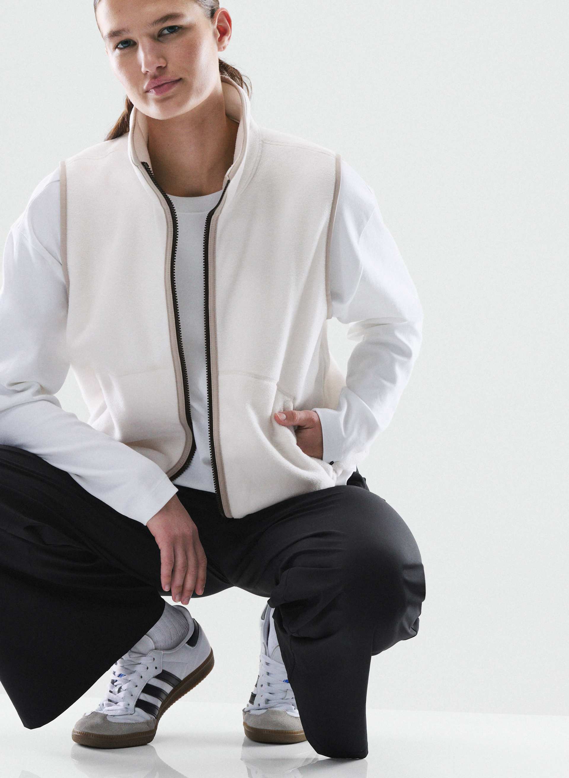 TERRAIN VEST | Aritzia