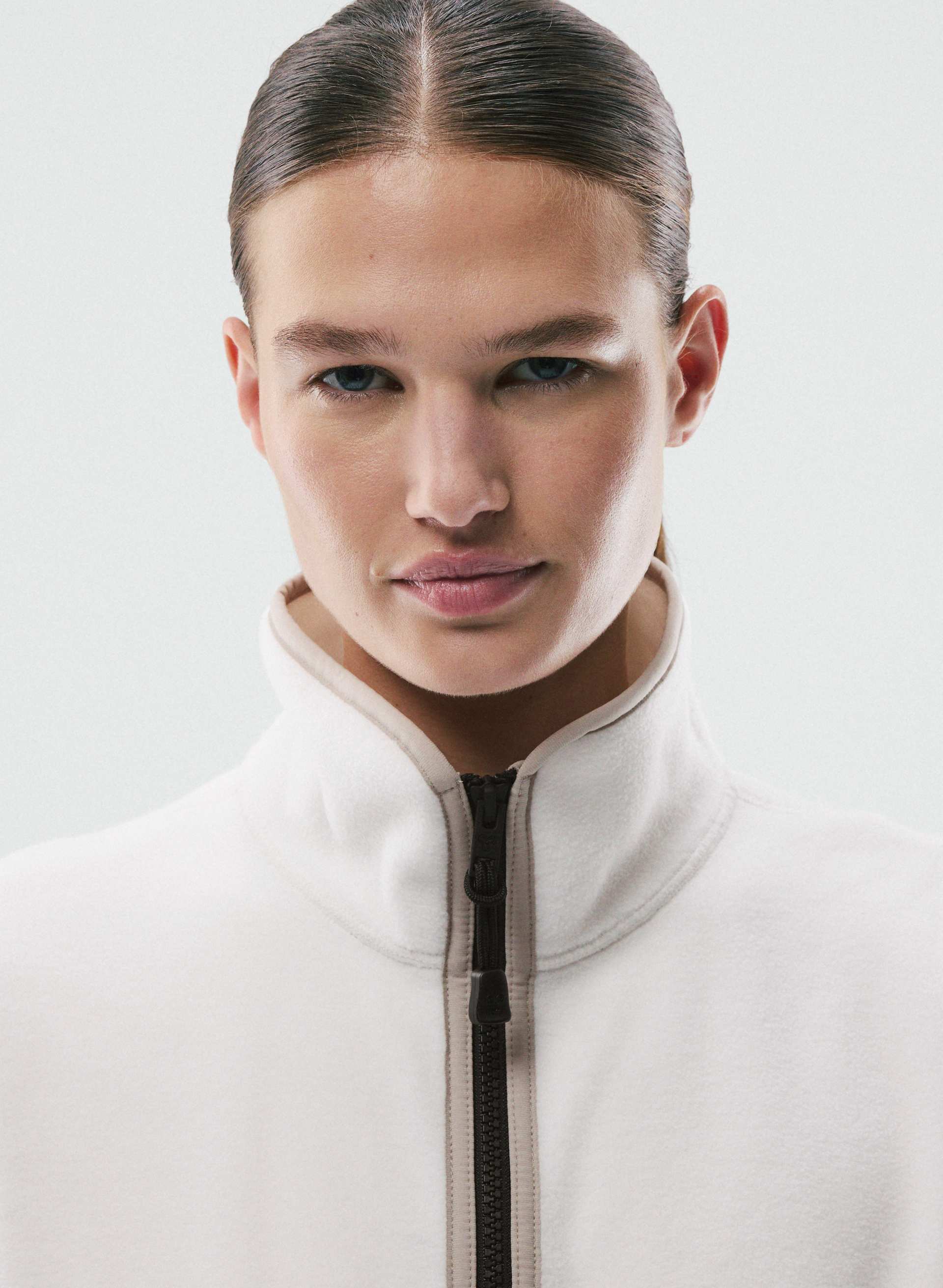TERRAIN VEST | Aritzia