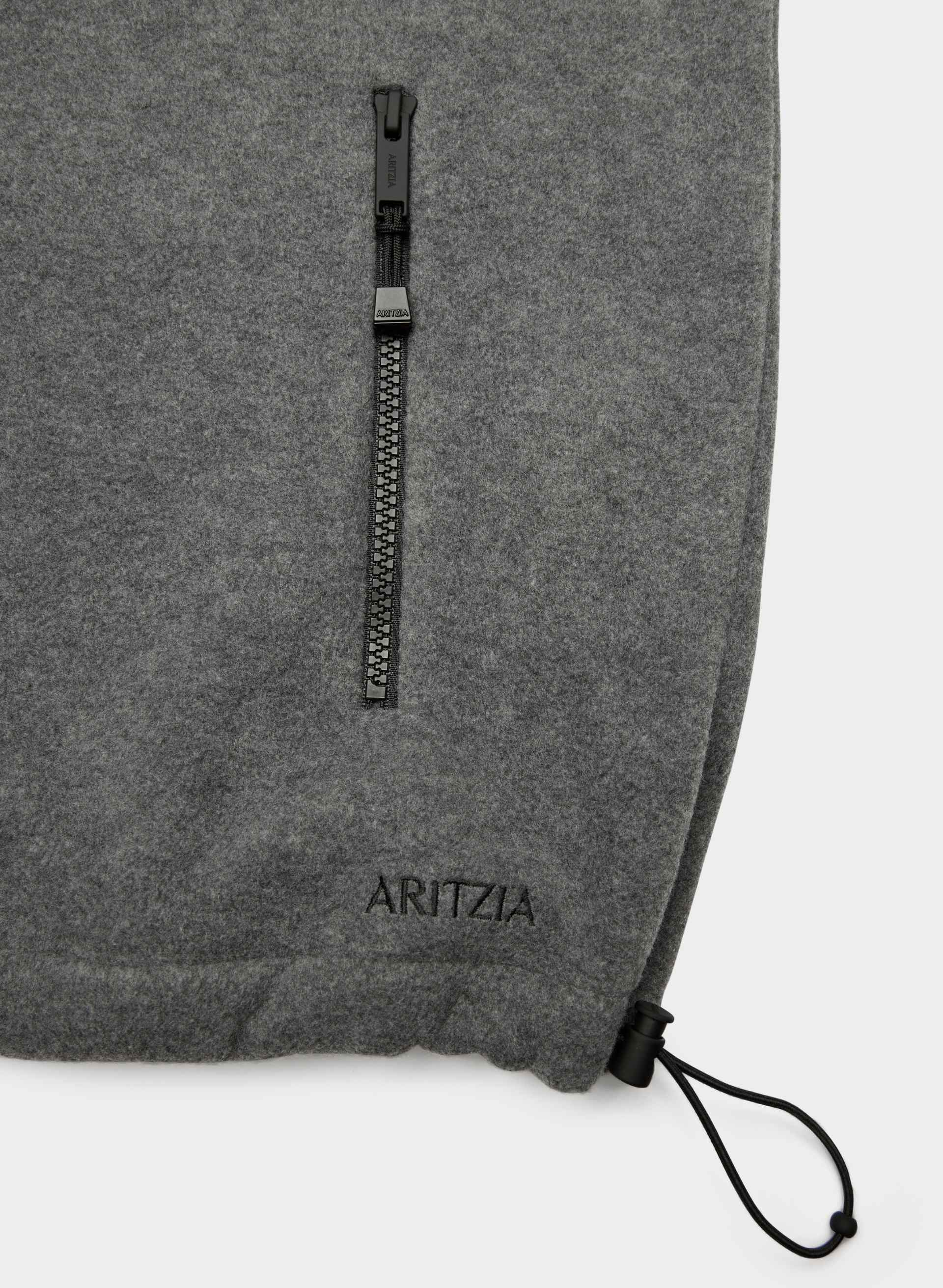 RIVERBEND VEST | Aritzia