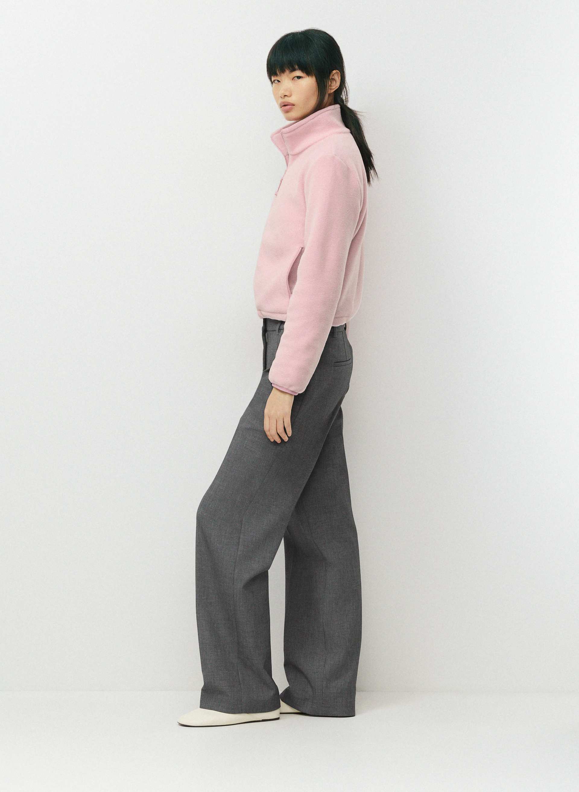 AUTUMN ZIP-UP | Aritzia