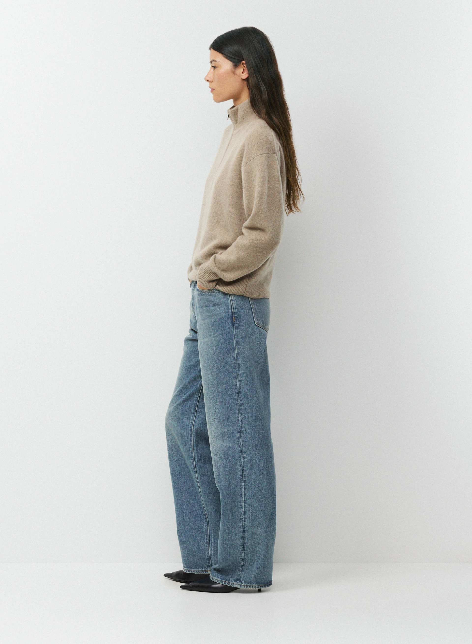 ESSENTIAL CASHMERE METAPHOR SWEATER | Aritzia