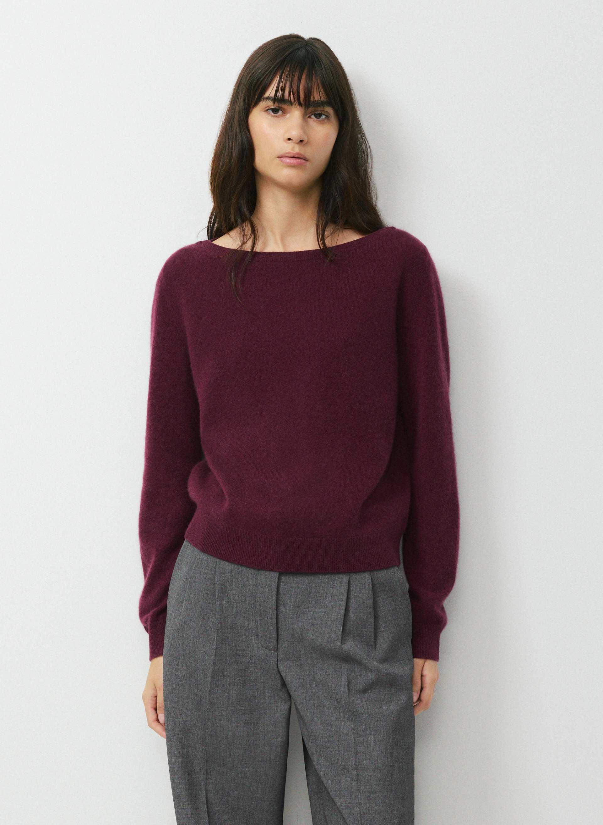 BARE CASHMERE MAGNIFIC SWEATER - Lightweight 100% cashmere boatneck sweater. 