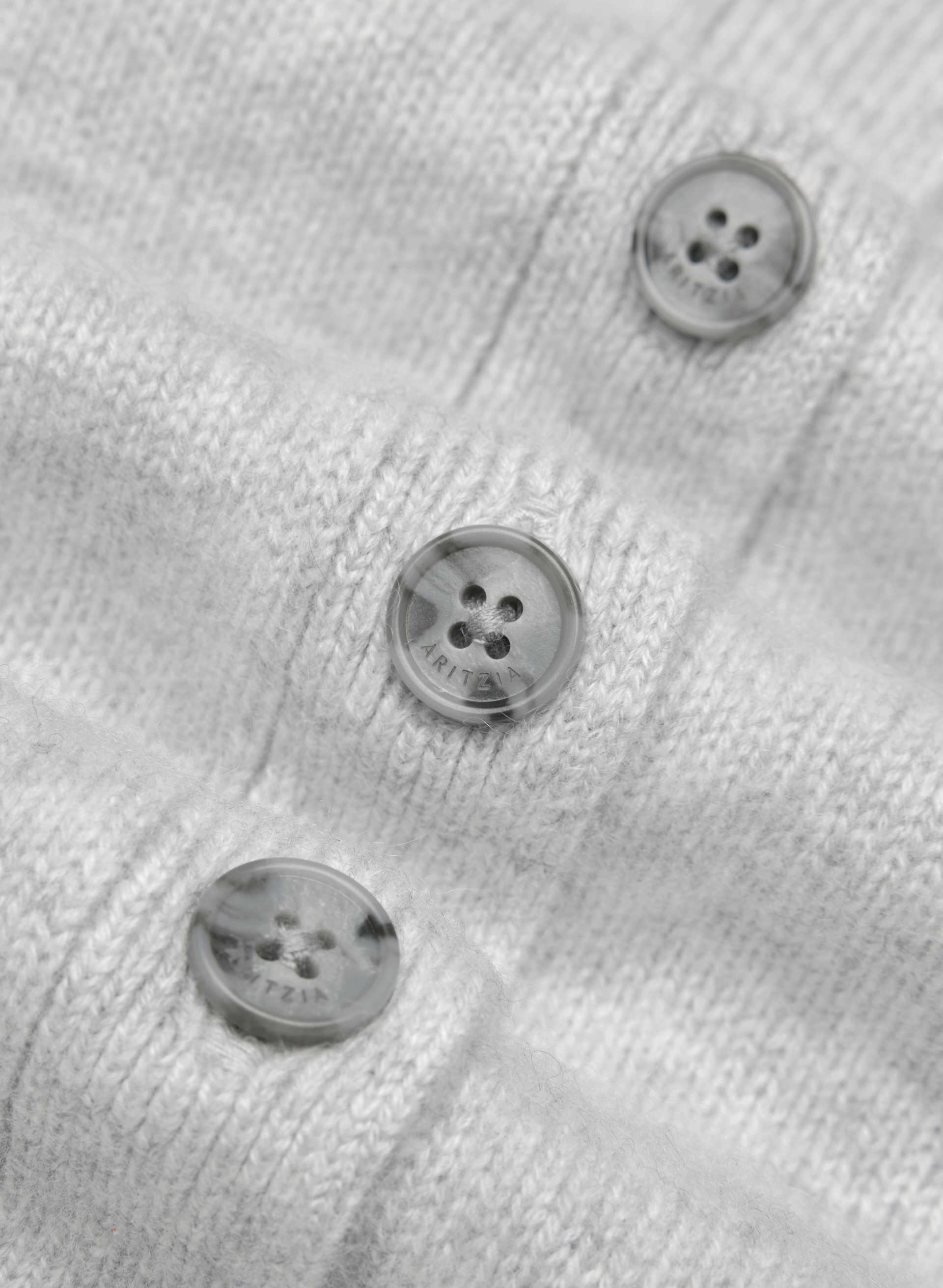 ESSENTIAL CASHMERE PRINCELY CARDIGAN | Aritzia