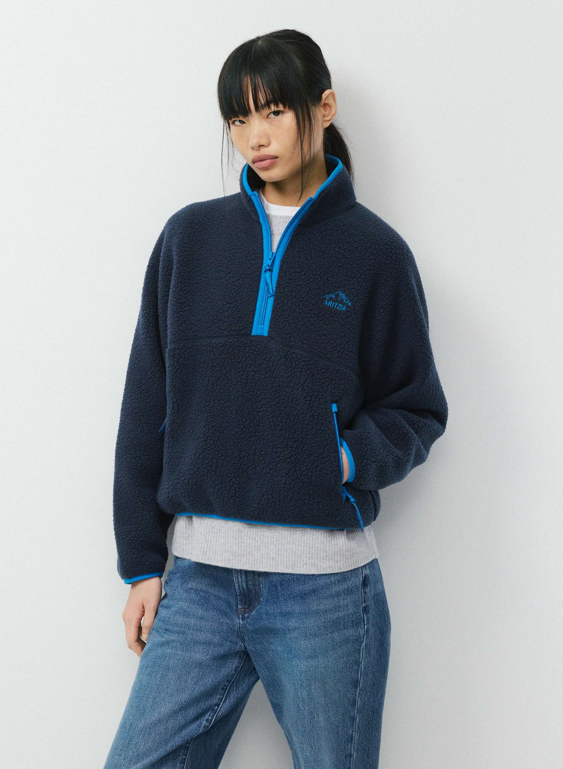 MOUNTAINEQUIPMENT POLARTEC ネイビー ハイネック Polartec® Thermal Pro™ Highlands Mockneck | Aritzia US