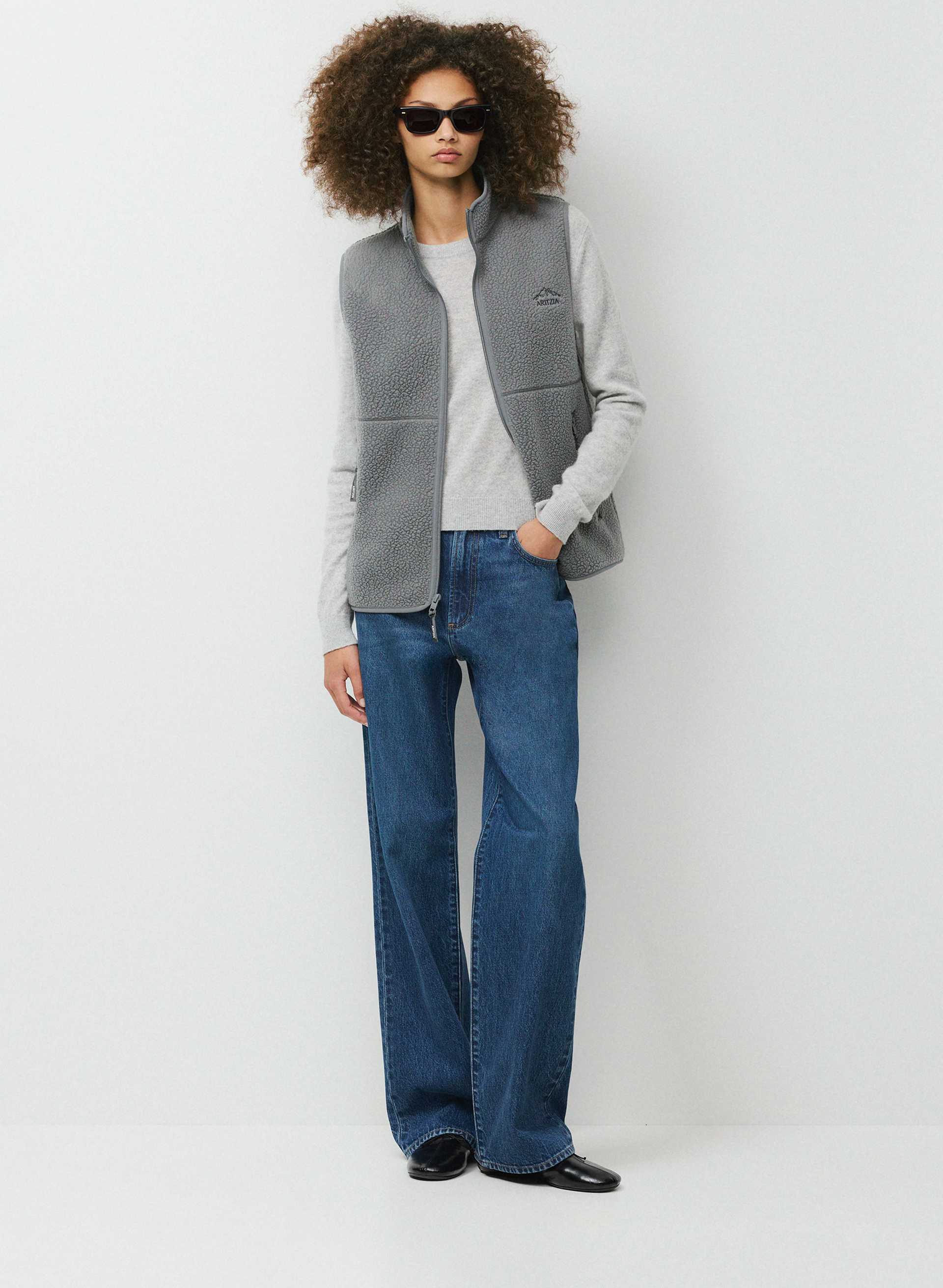 4/30までの出品！HIKER VEST POLARTEC V4203 灰 Polartec® Thermal Pro™ Ridgeline Hip Vest | Aritzia US