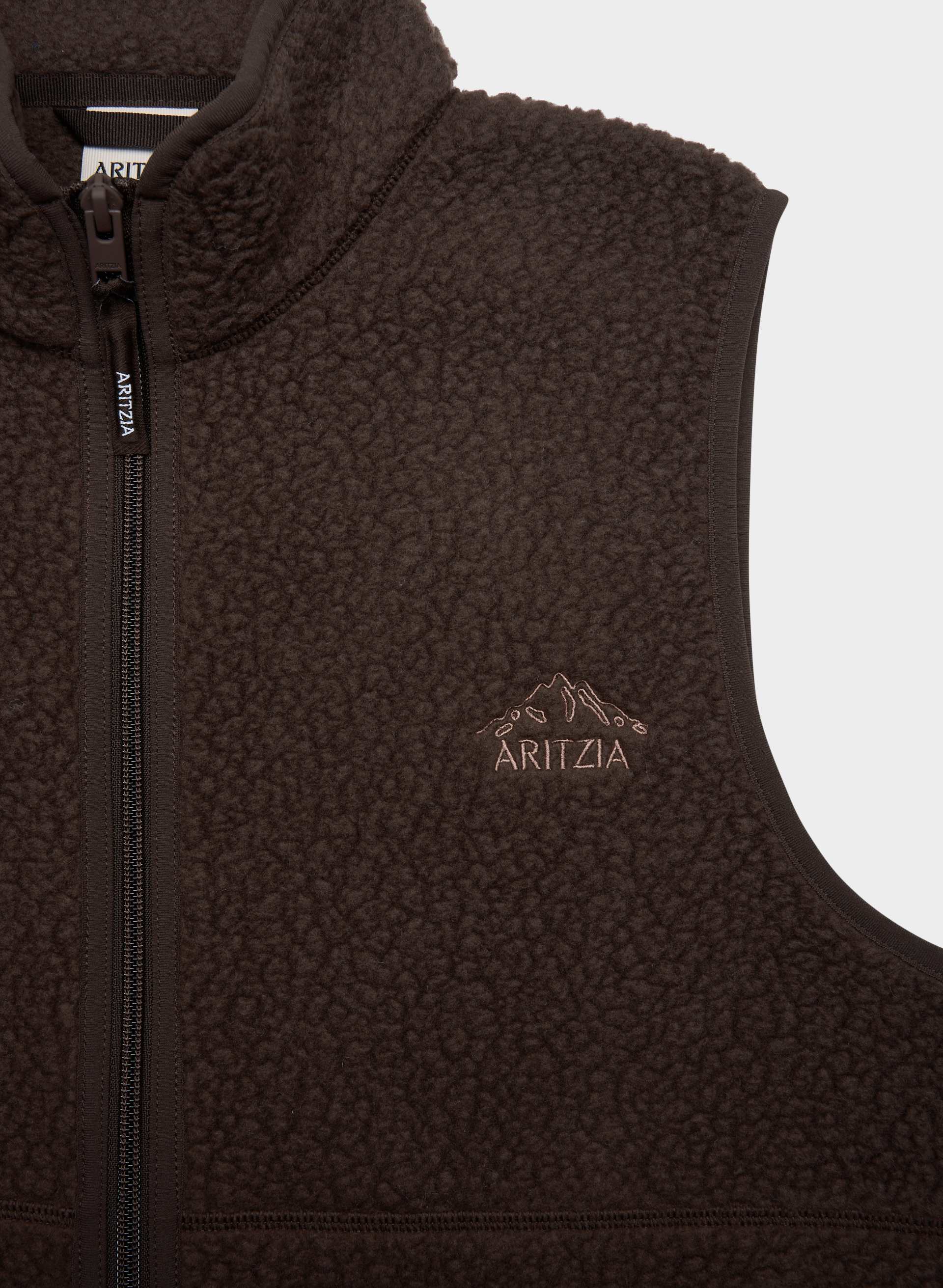 POLARTEC® THERMAL PRO™ RIDGELINE HIP VEST | Aritzia
