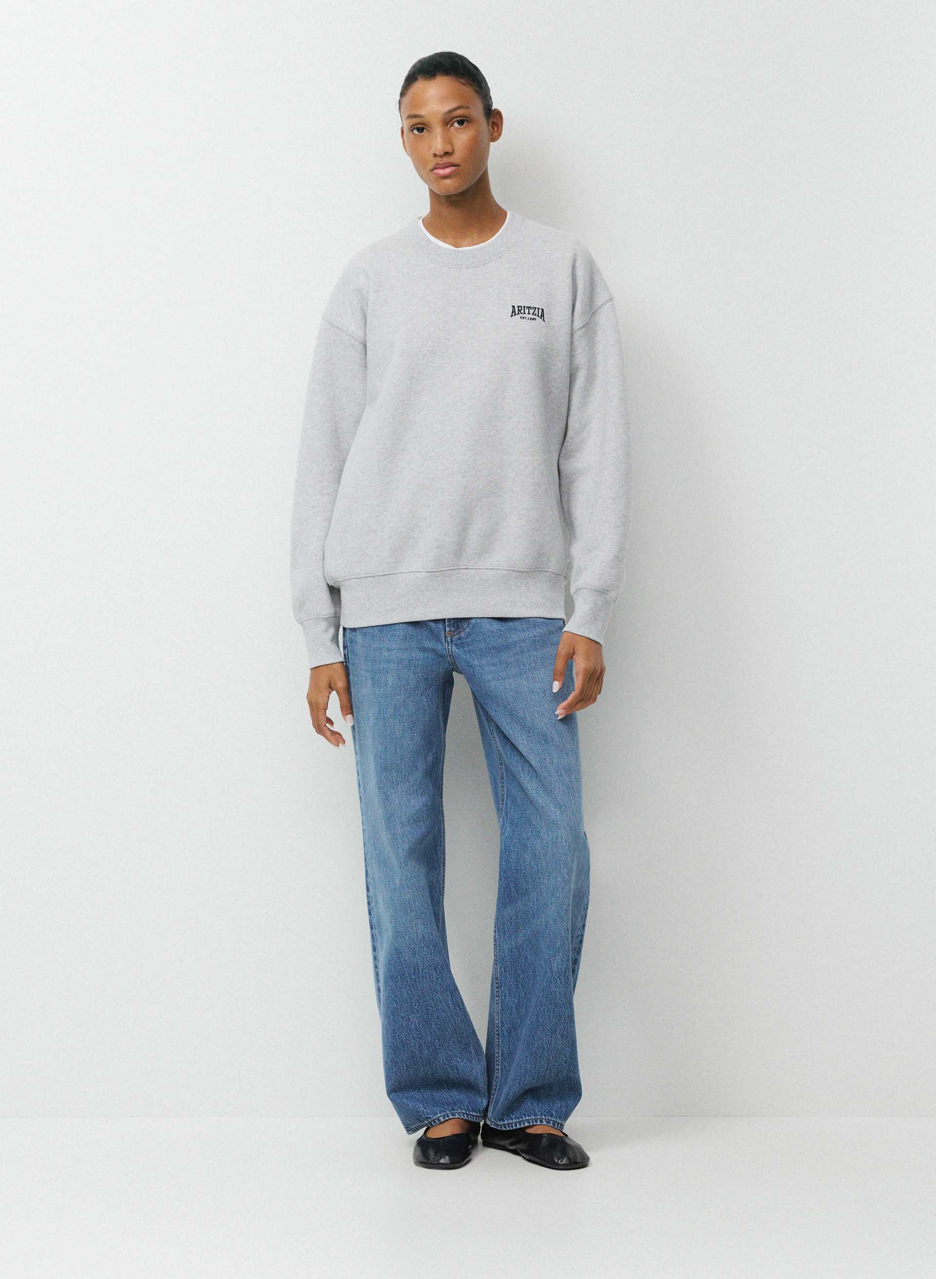 COZY SWEATFLEECE BOYFRIEND CREW SWEATSHIRT | Aritzia