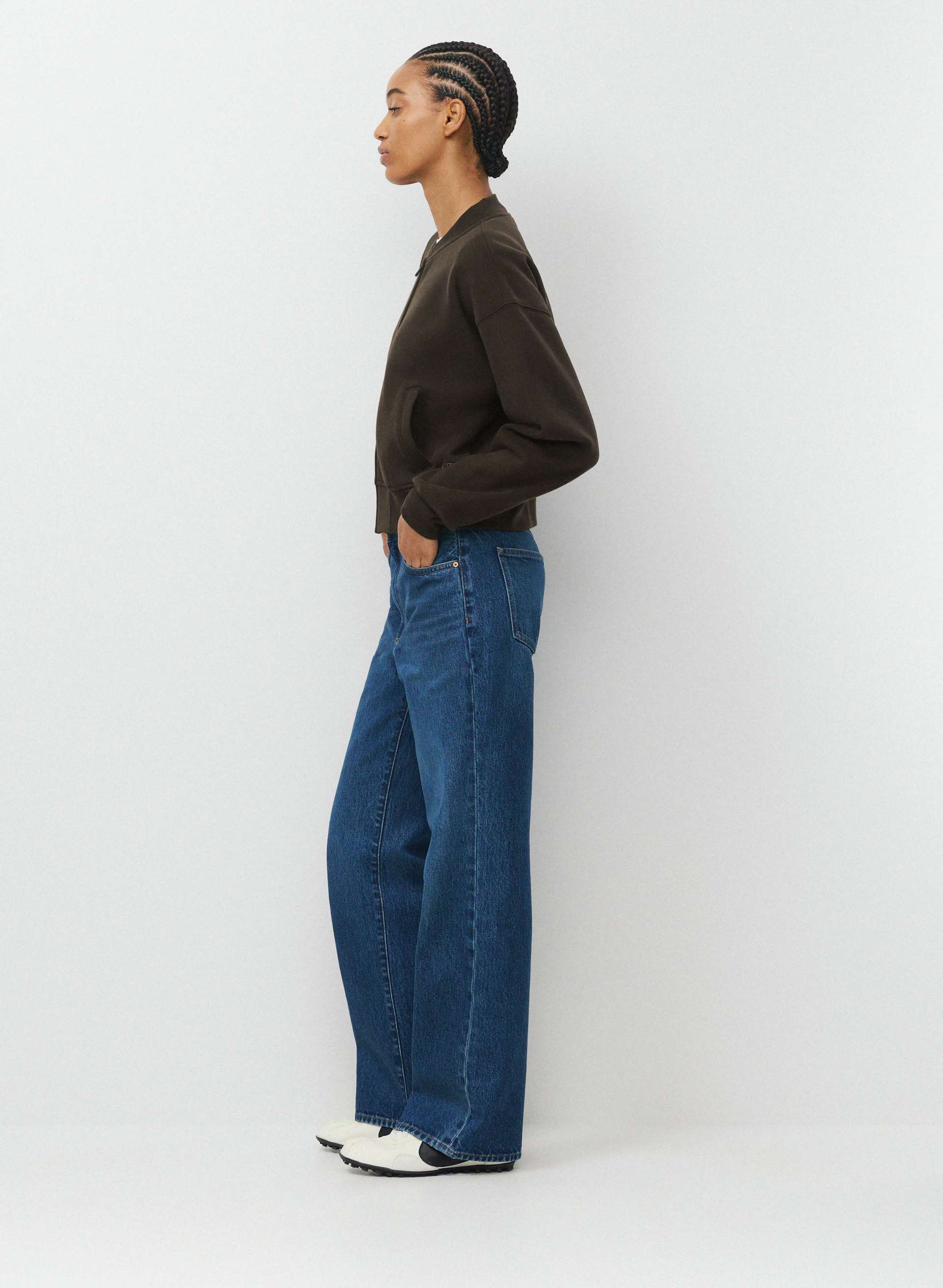 COZY SWEATFLEECE BOYFRIEND BOMBER | Aritzia