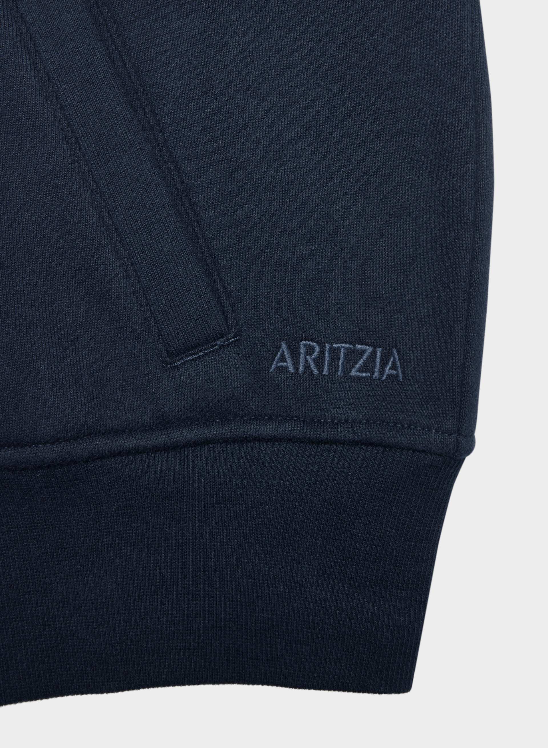 COZY SWEATFLEECE BOYFRIEND BOMBER | Aritzia