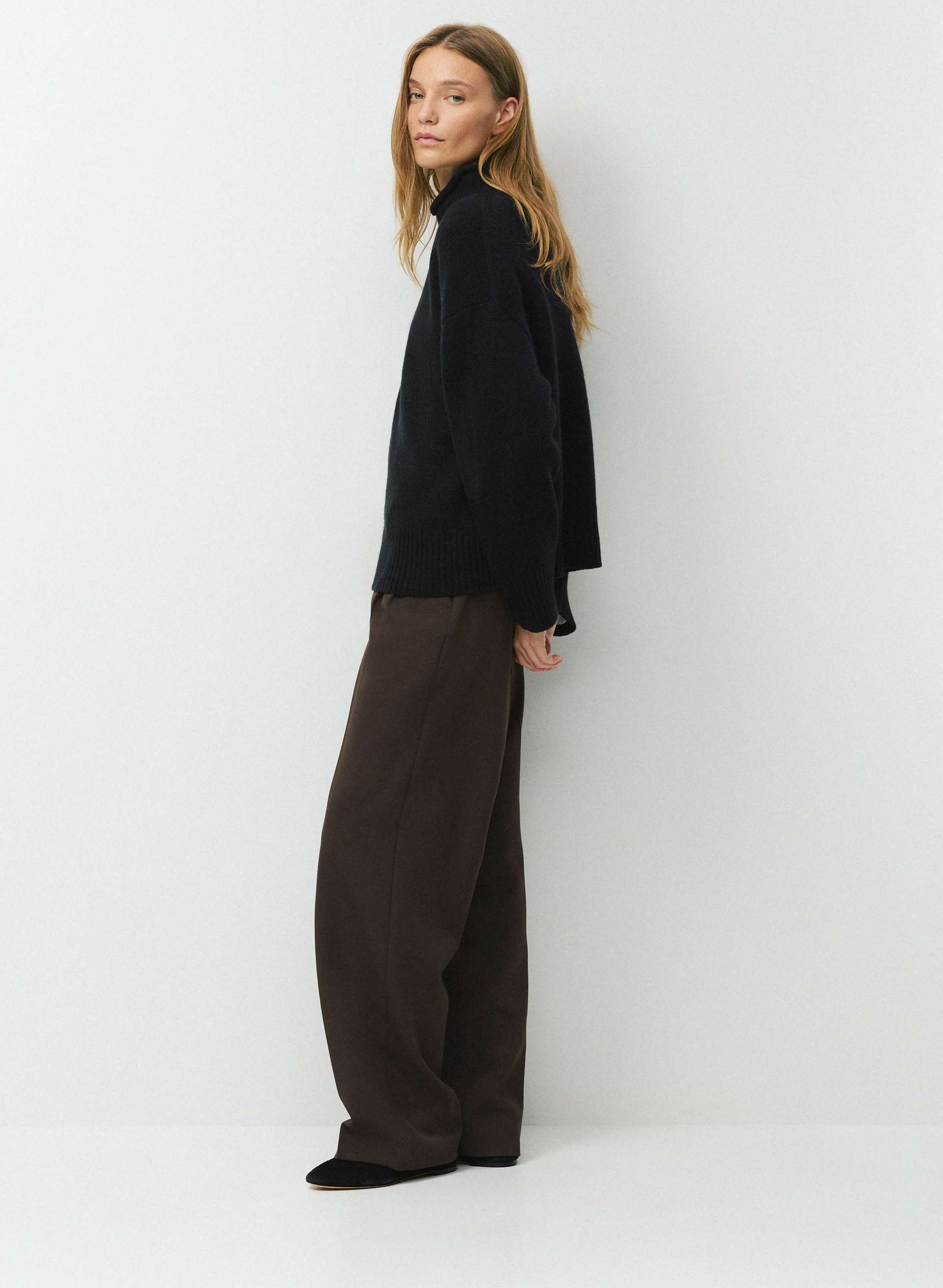 PLUSH WOOL CASHMERE AFFILIATE FUNNEL NECK | Aritzia
