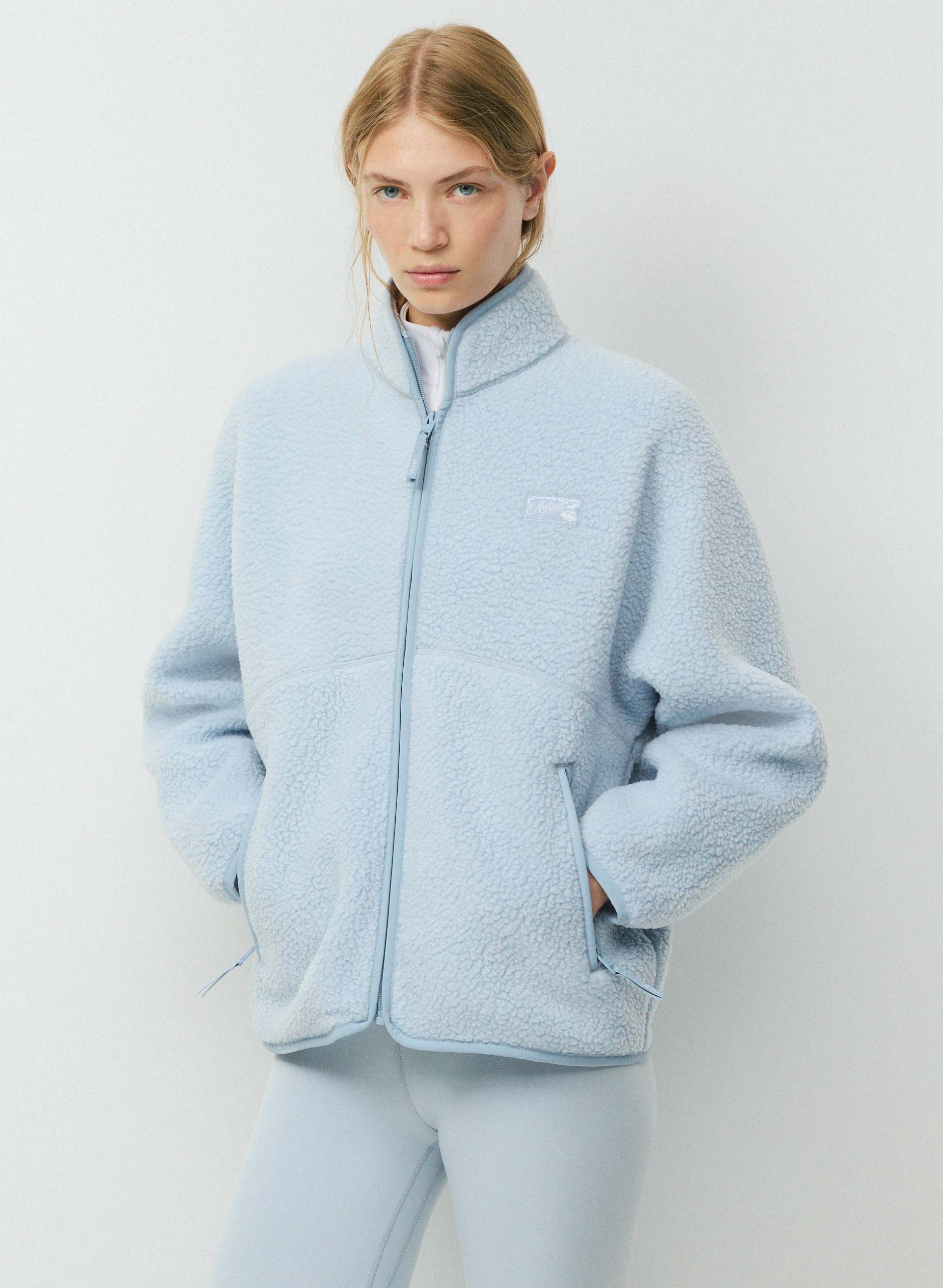 POLARTEC® THERMAL PRO™ TWILIGHT ZIP-UP - Mid-pile fleece relaxed mockneck zip-up. 