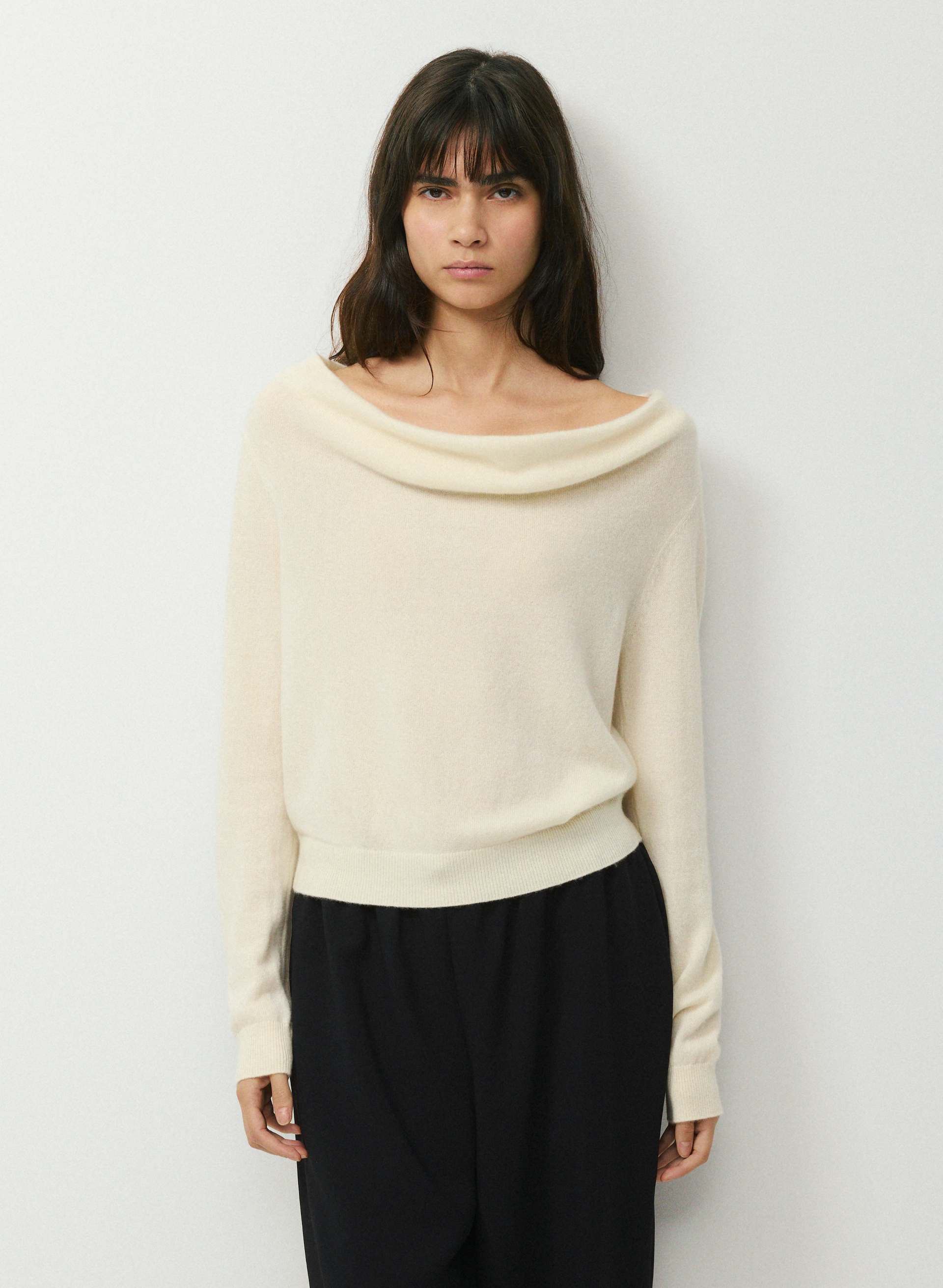 BARE CASHMERE RENAISSANCE SWEATER | Aritzia