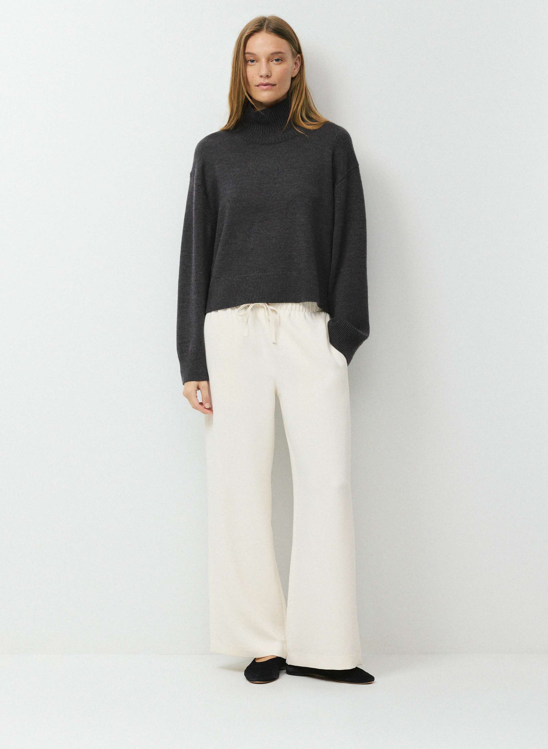 ESSENTIAL MERINO WOOL APTITUDE TURTLENECK | Aritzia