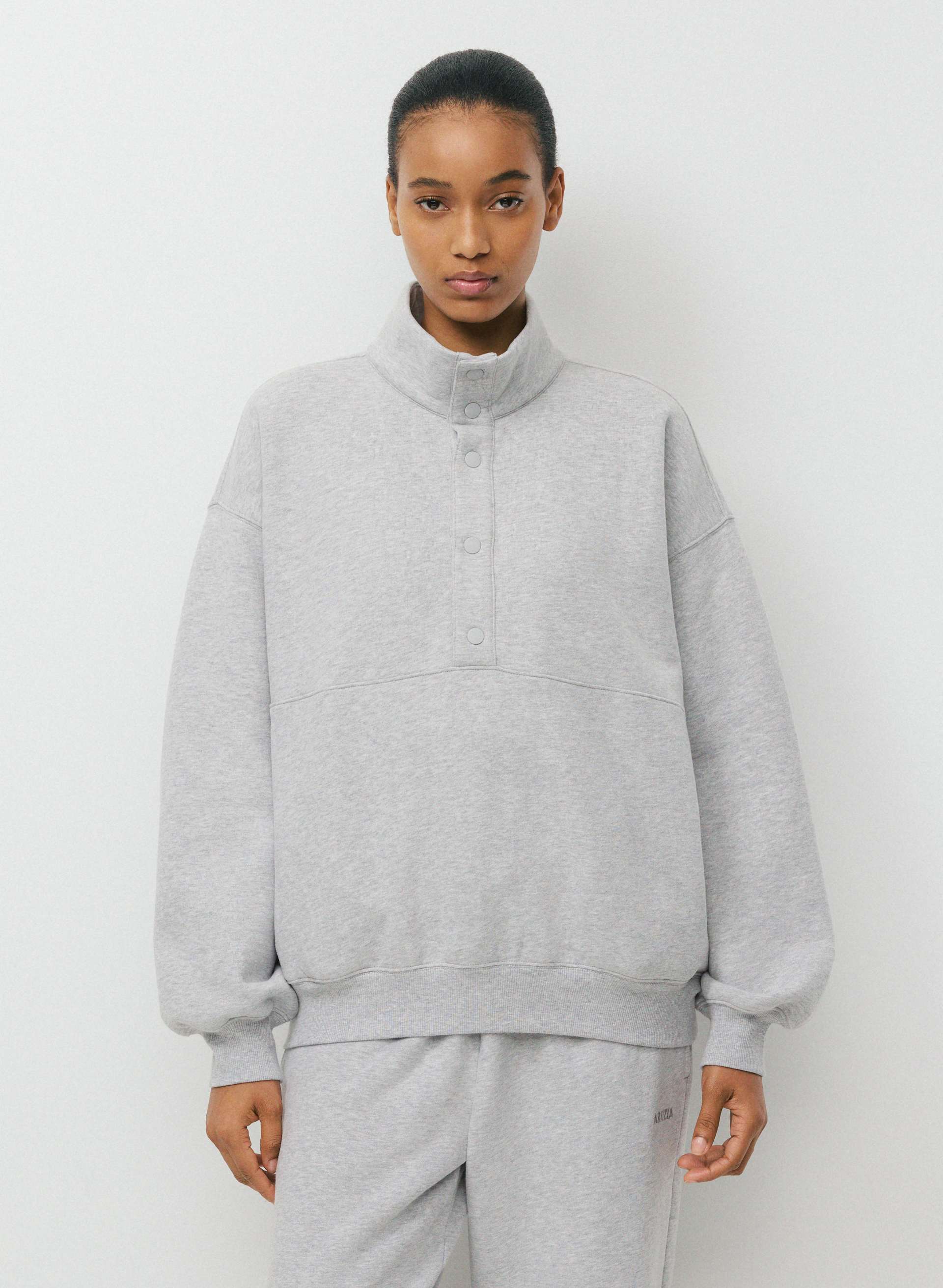 The SuperPOP Puff™ - Aura Shine™ | Aritzia US