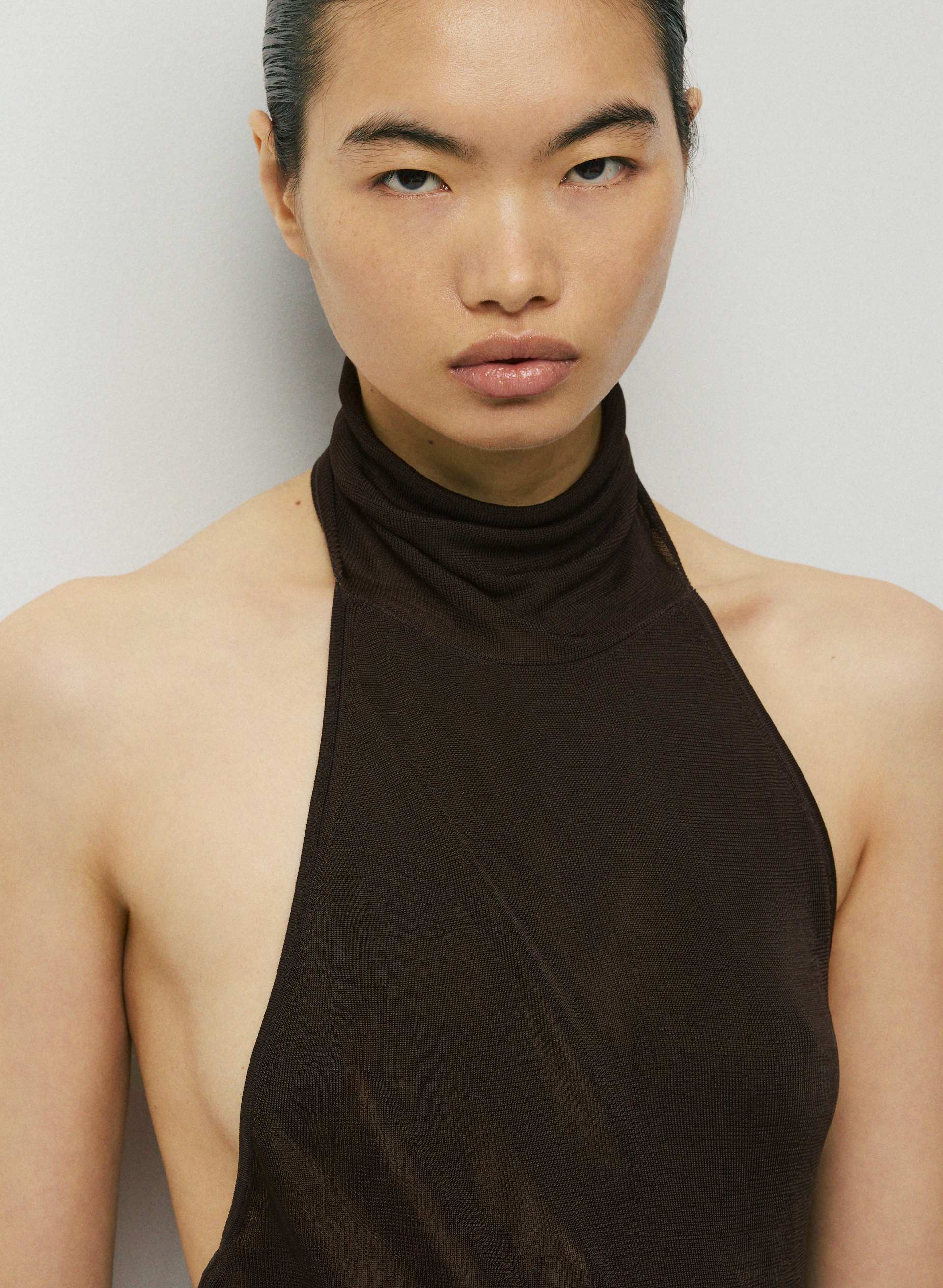 DEVIATE HALTER TOP | Aritzia