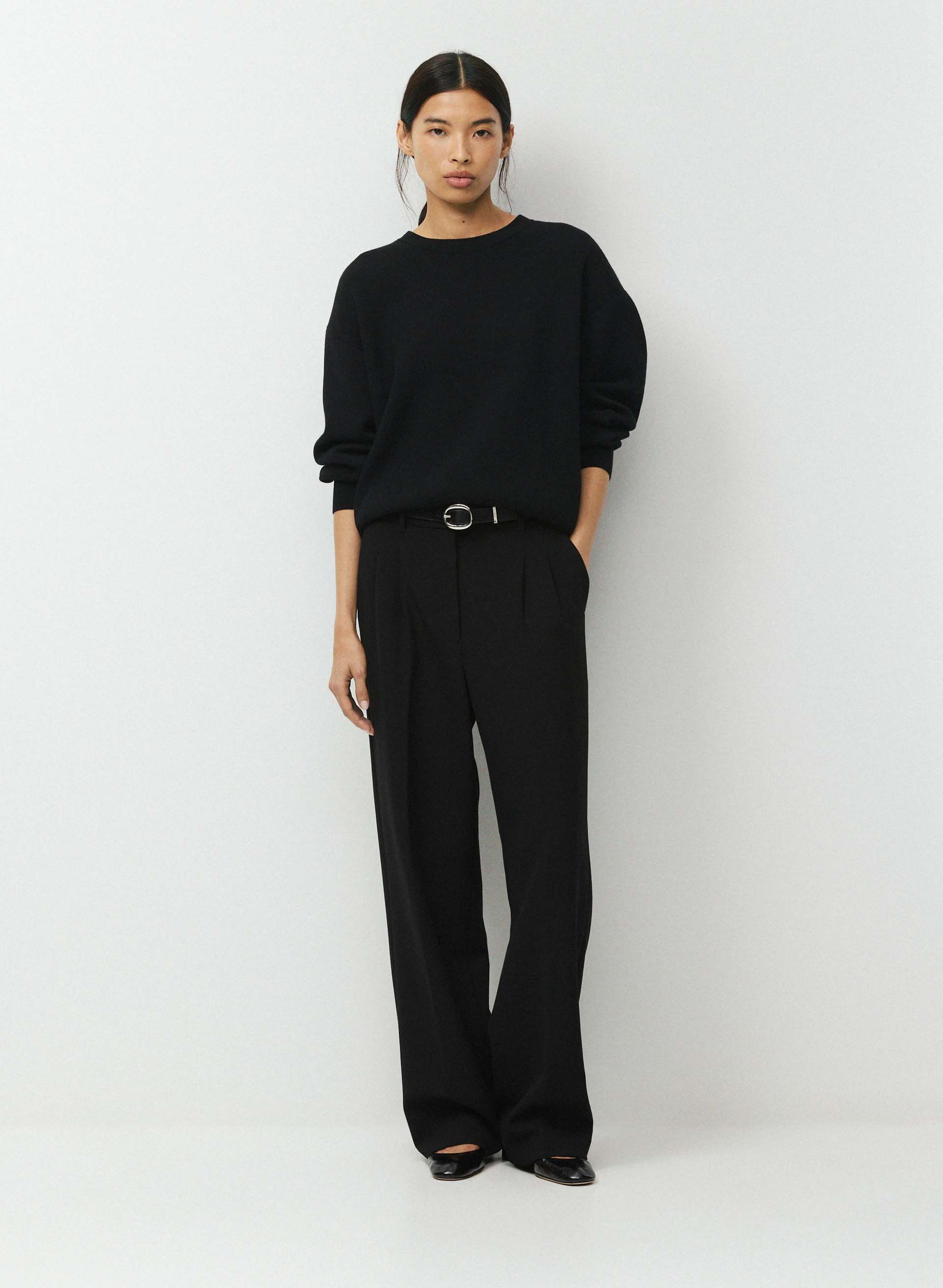 FELLOW SWEATER | Aritzia