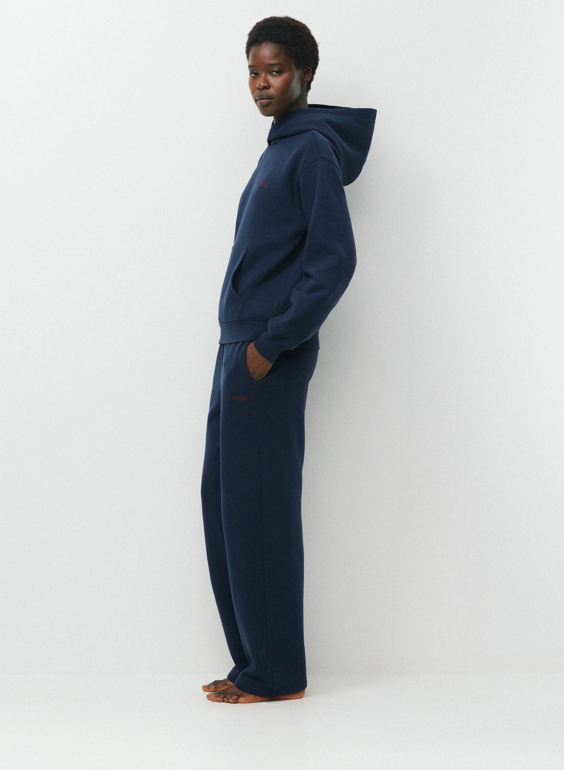COZY SWEATFLEECE PERFECT HOODIE | Aritzia