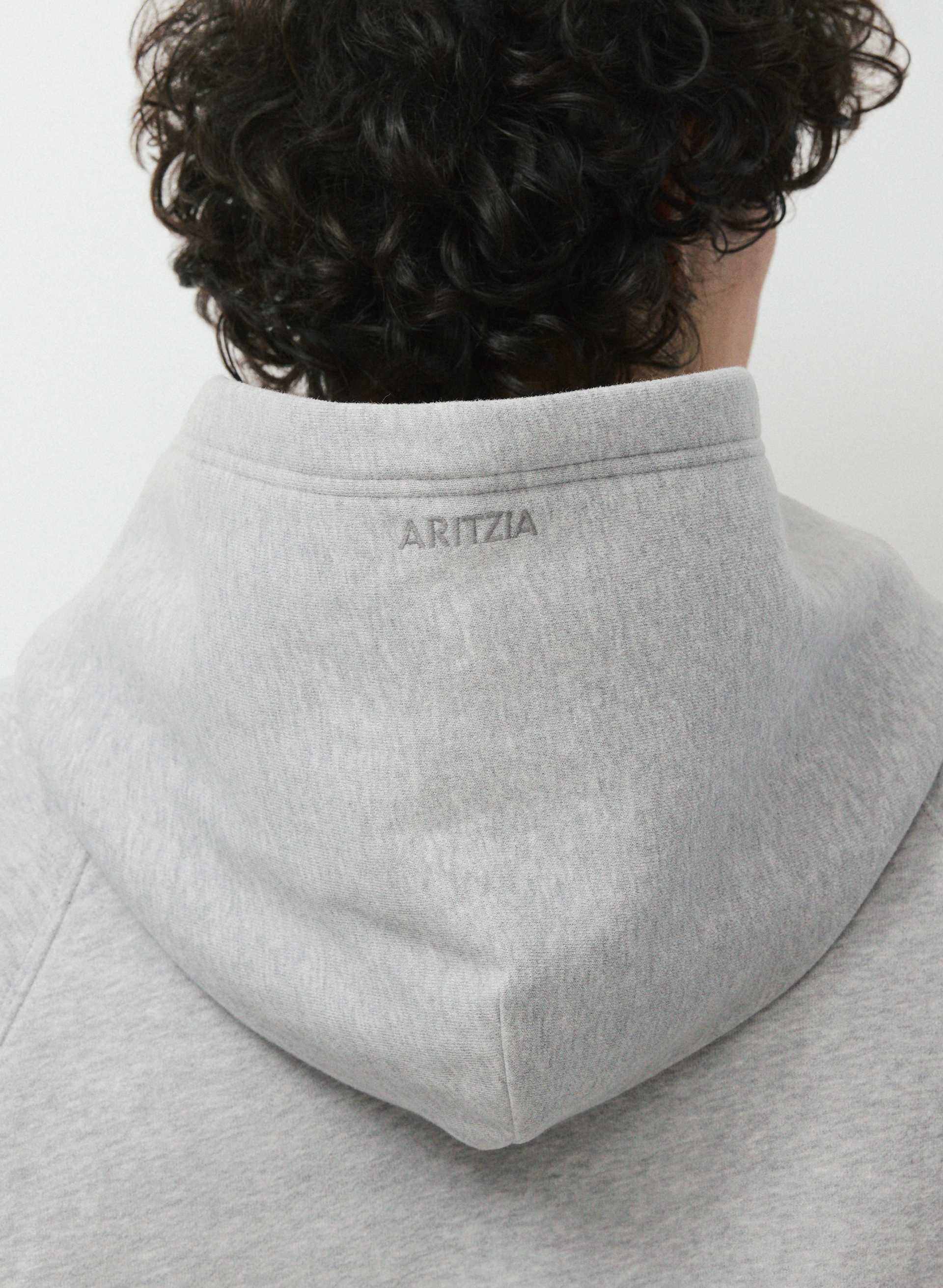 COZY SWEATFLEECE MEGA RAGLAN™ HOODIE MEN'S | Aritzia