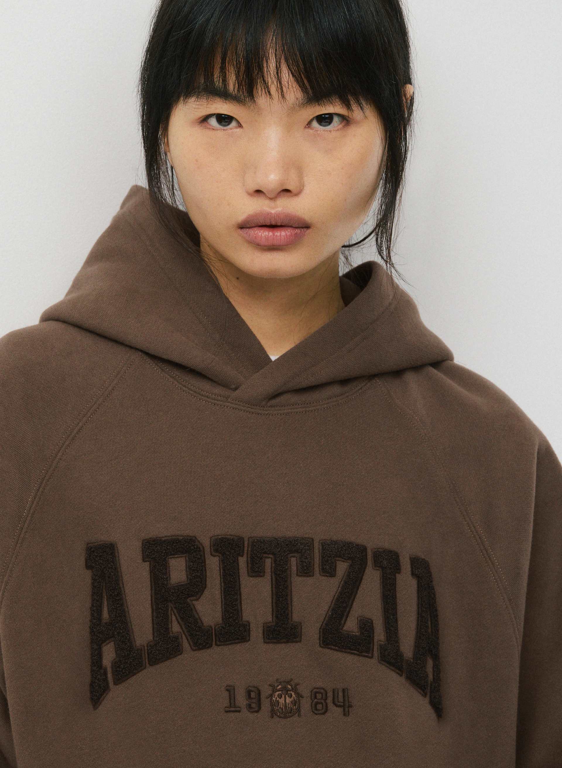 COZY SWEATFLEECE MEGA RAGLAN™ HOODIE | Aritzia