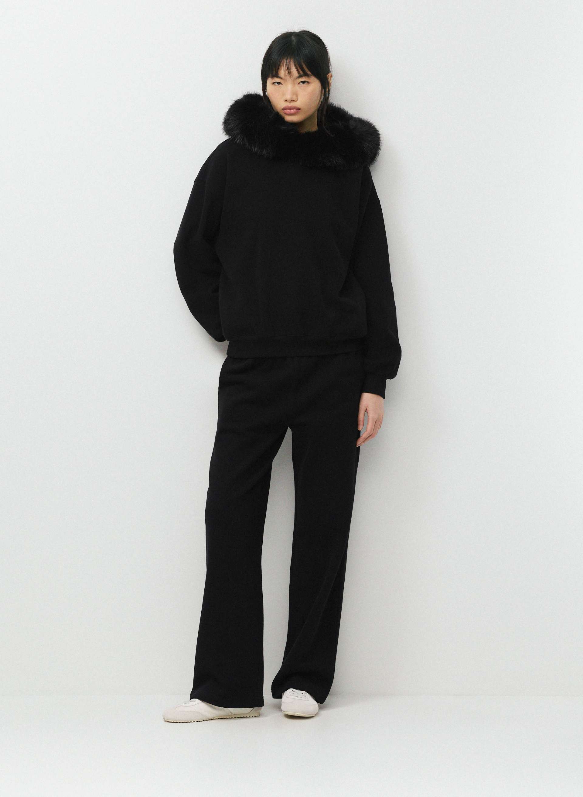 COZY SWEATFLEECE MEGA HOODIE | Aritzia