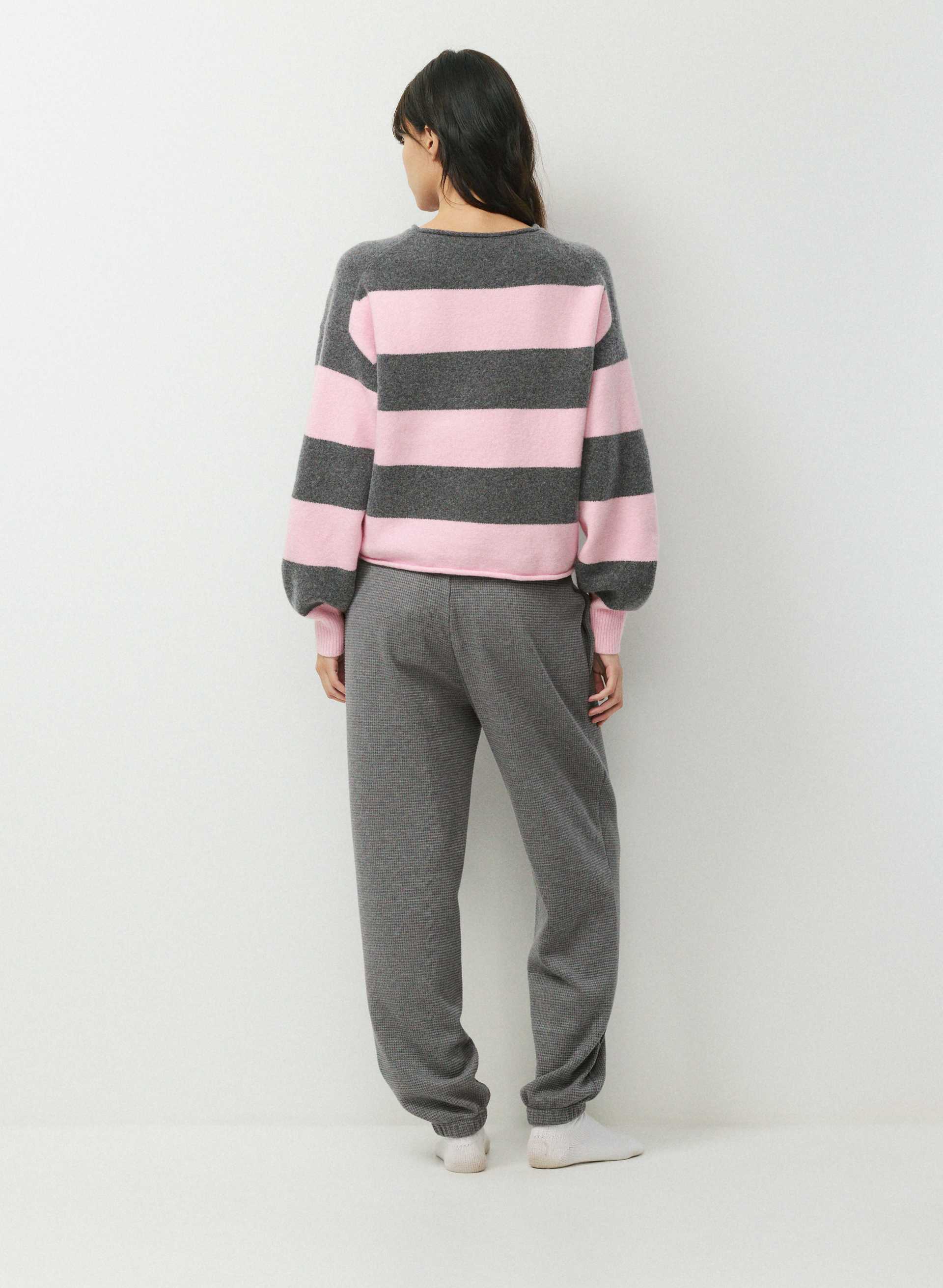 LAKESIDE SWEATER | Aritzia