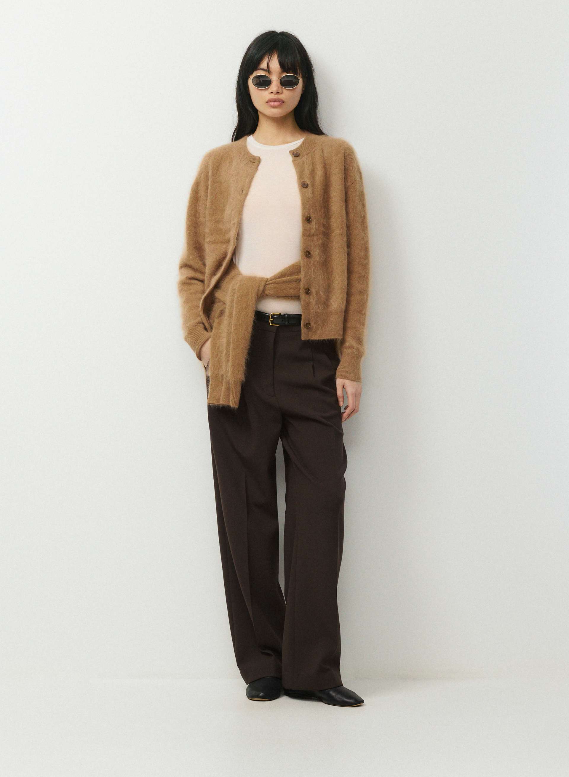 BRUSHED WOOL CASHMERE ACCLAIM CARDIGAN | Aritzia