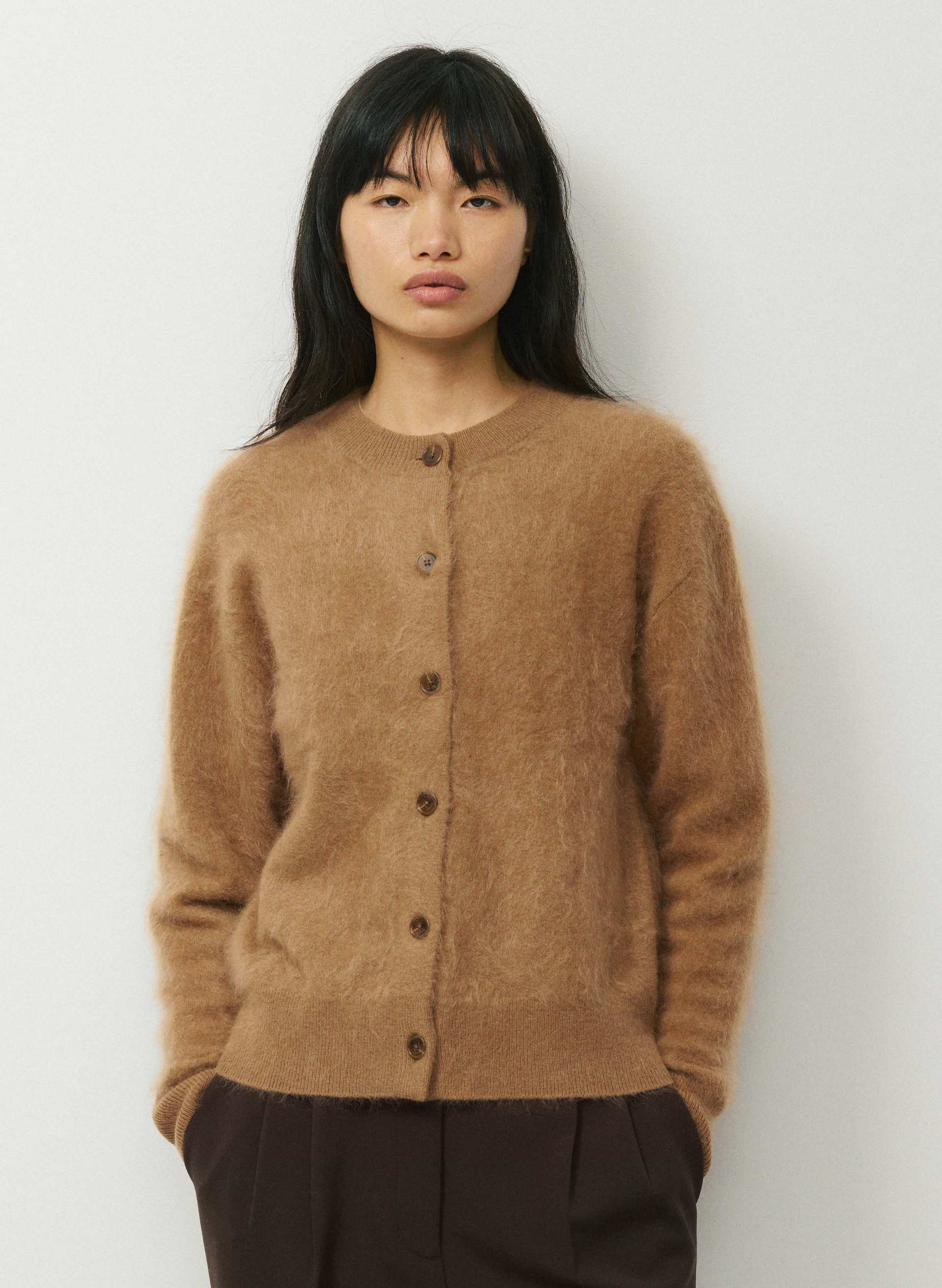 BRUSHED WOOL CASHMERE ACCLAIM CARDIGAN | Aritzia