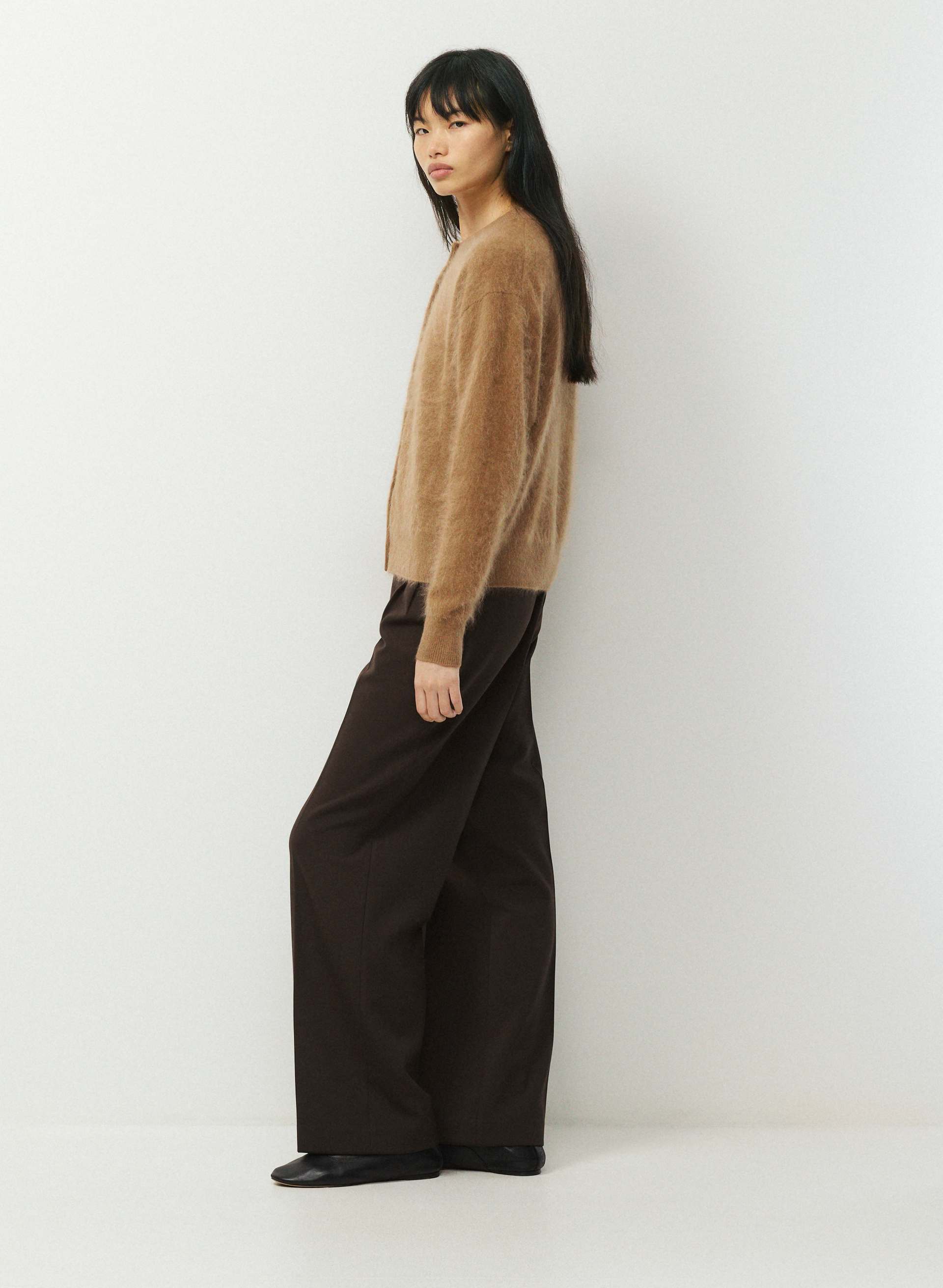 BRUSHED WOOL CASHMERE ACCLAIM CARDIGAN | Aritzia