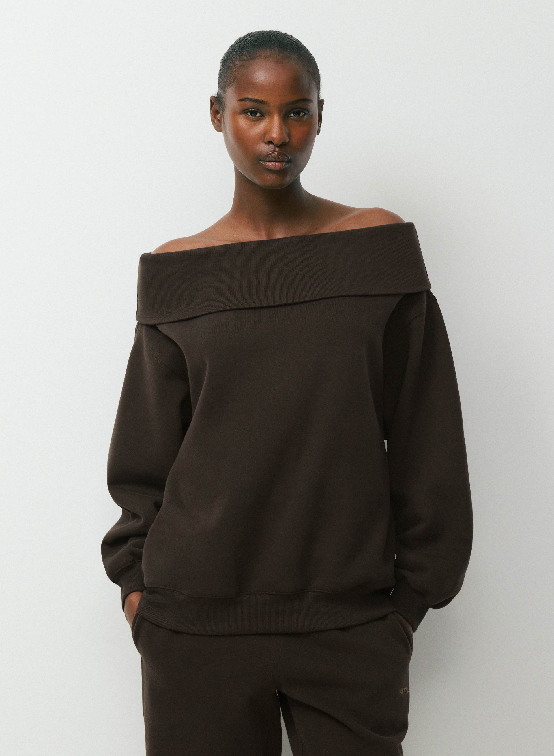 Cozy Sweatfleece Mega Off-Shoulder Sweatshirt | Aritzia US