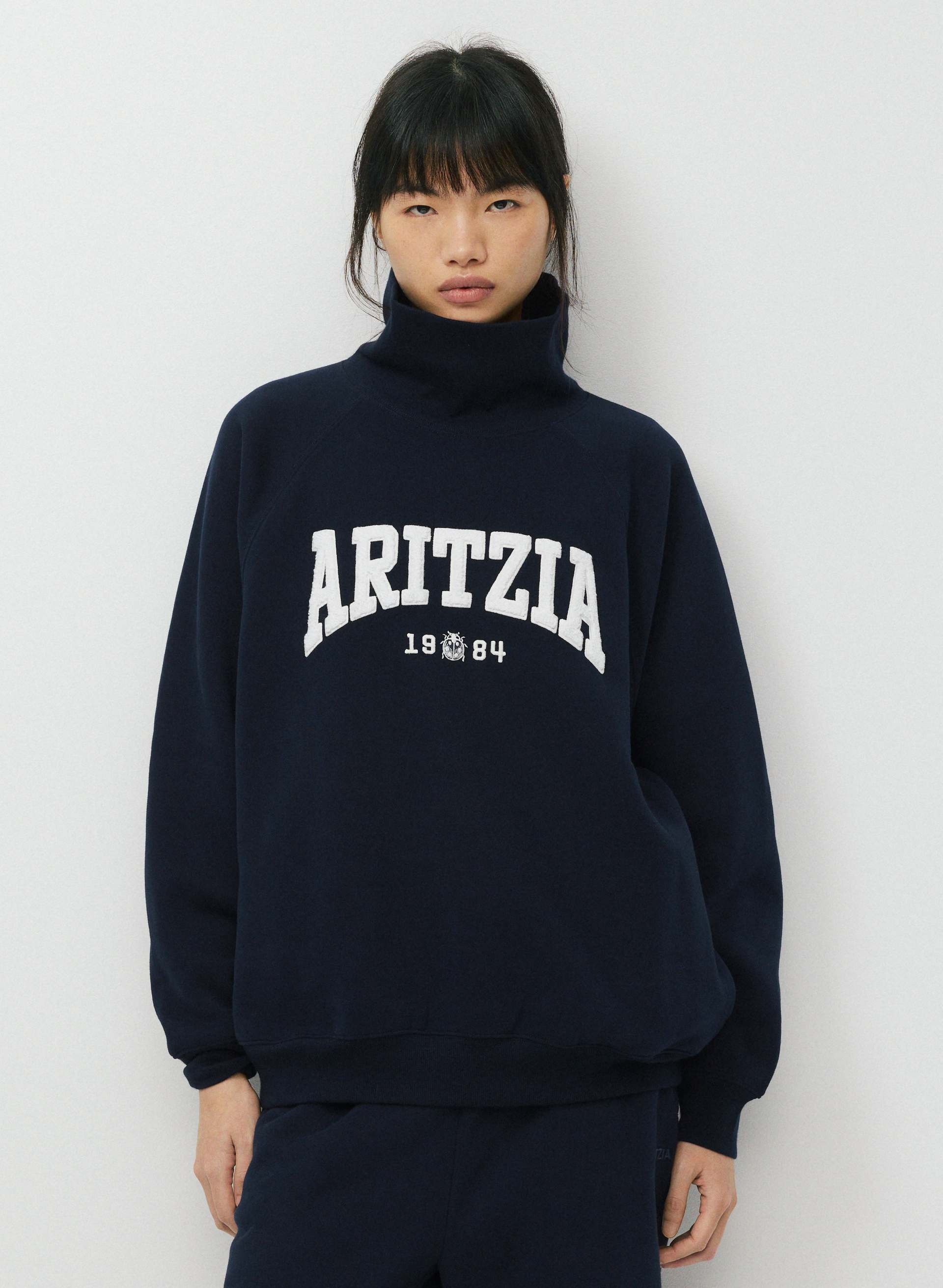 COZY SWEATFLEECE MEGA RAGLAN™ FUNNEL NECK | Aritzia