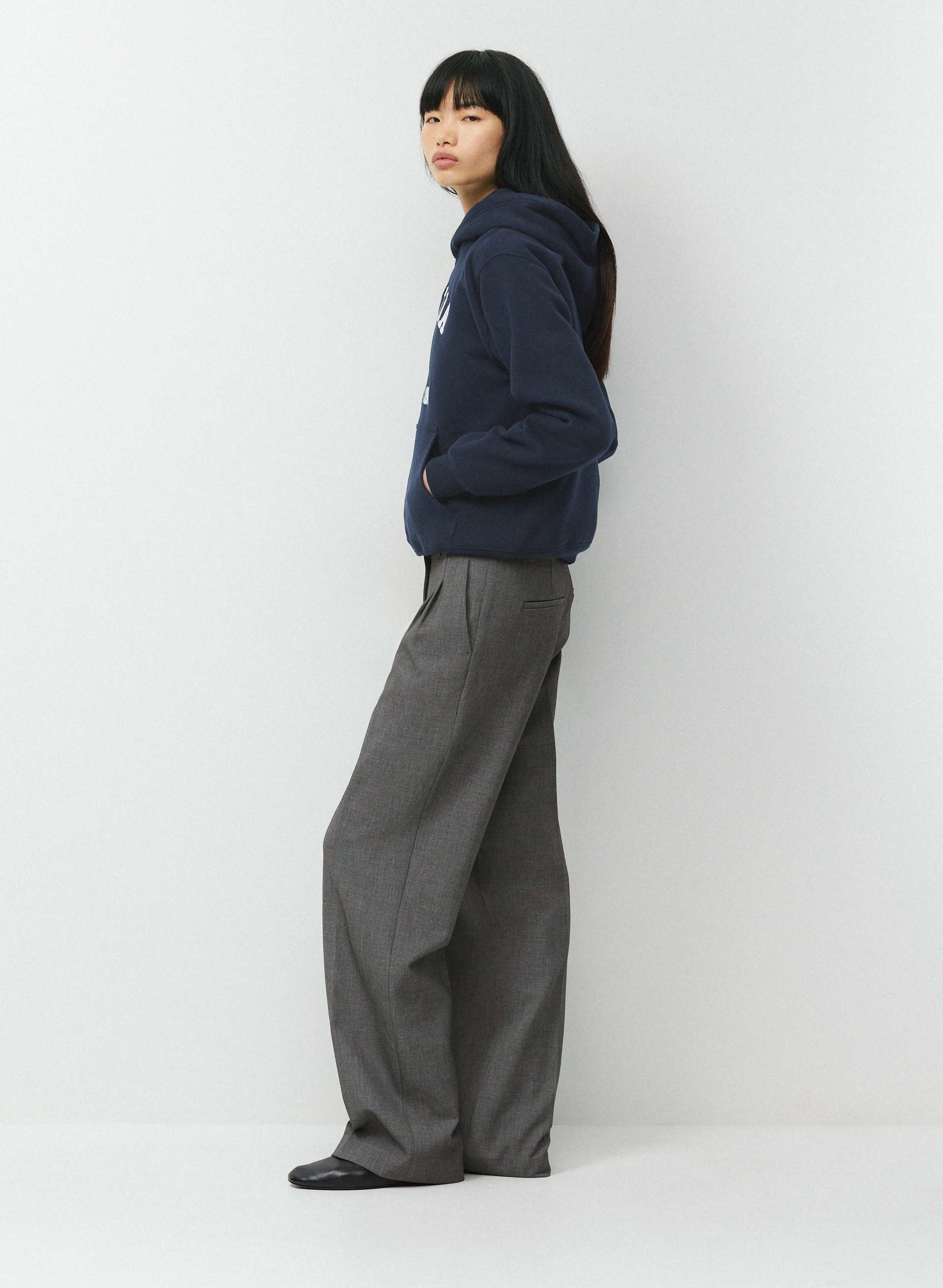 COZY SWEATFLEECE PERFECT HOODIE | Aritzia