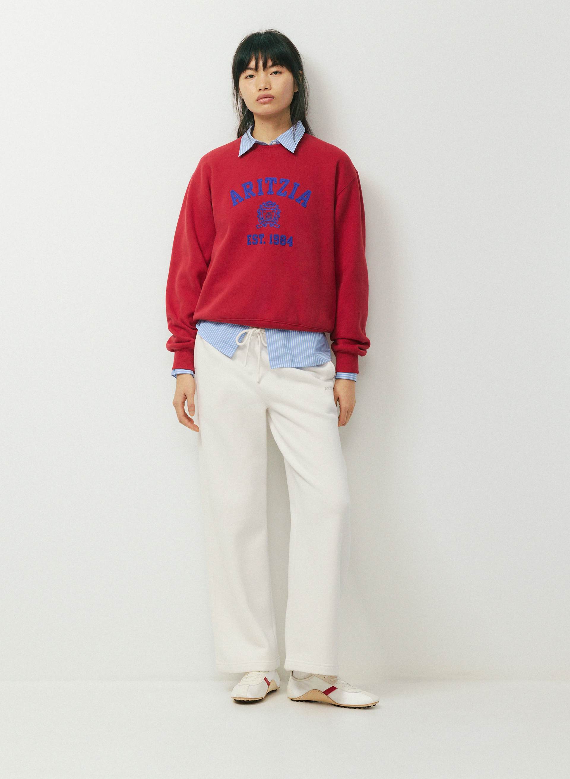 COZY SWEATFLEECE PERFECT CREW SWEATSHIRT - Classic fan-favourite fleece crewneck sweatshirt with text graphic. 
