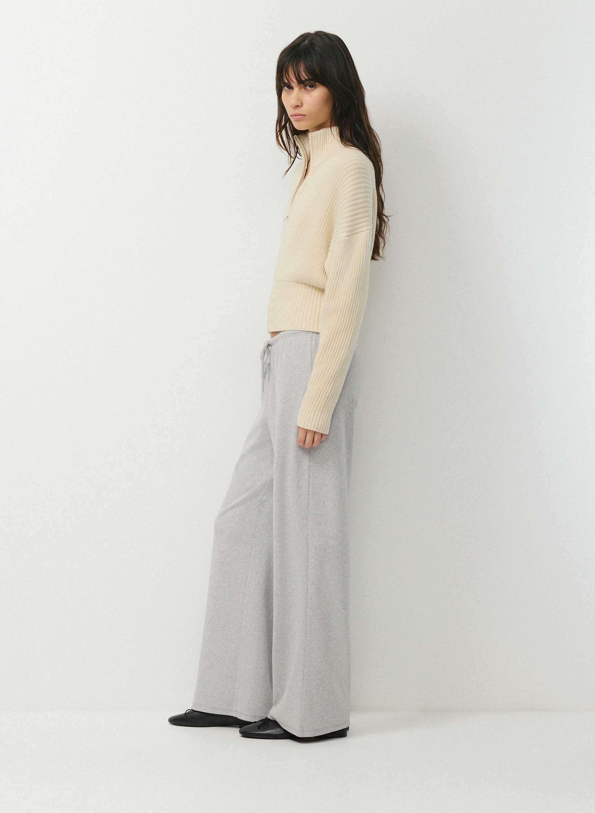 COTTON CHARM™ ASTER ZIP-UP | Aritzia